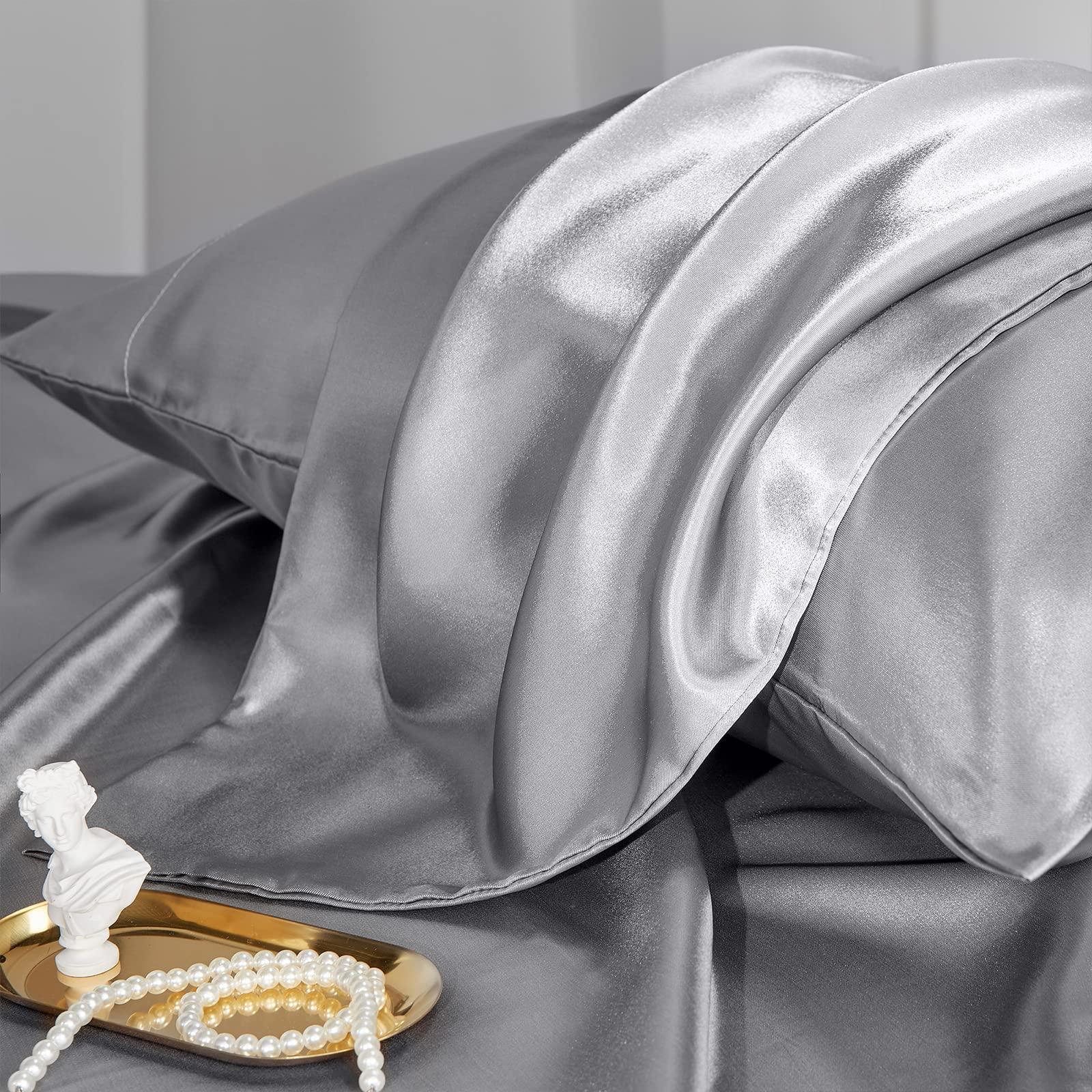 Flieks Flieks Linen Upholstered Full Daybed with Two Storage Drawers, Full Size Button Tufted Sofa Bed Daybed with Nailhead Trim and Wood Slat Support (Black)