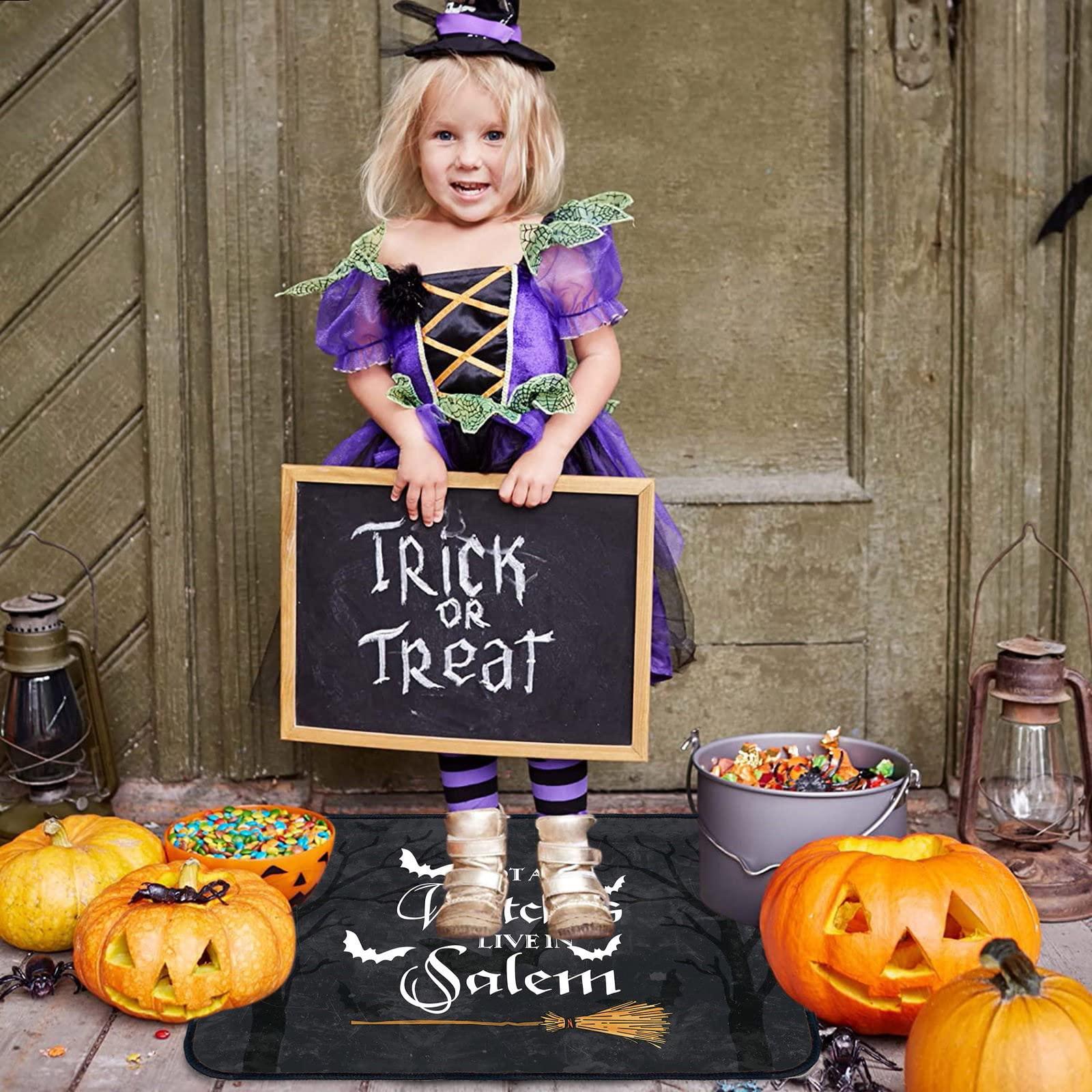 skeleton outdoor mat Generic Halloween Welcome Mat Outdoor Waterproof Doormat Entrance Outdoor Indoor Door Mat Horror Fall Door Rugs for Entryways Autumn Decorations for Kitchen Room Decor Retirement Gift for Woman