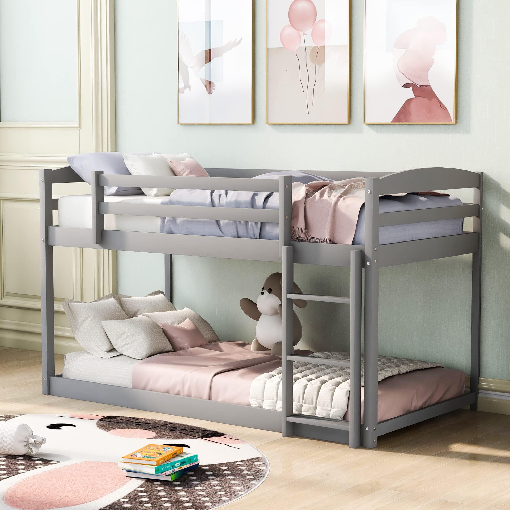 Harper & Bright Designs Harper & Bright Designs Low Bunk Bed Twin Over Twin, Wood Twin Bunk Bed Frame with Ladder and Guardrails, Kids Low Bunk Beds for Kids, Toddlers, Teens No Box Spring Needed (Gray)