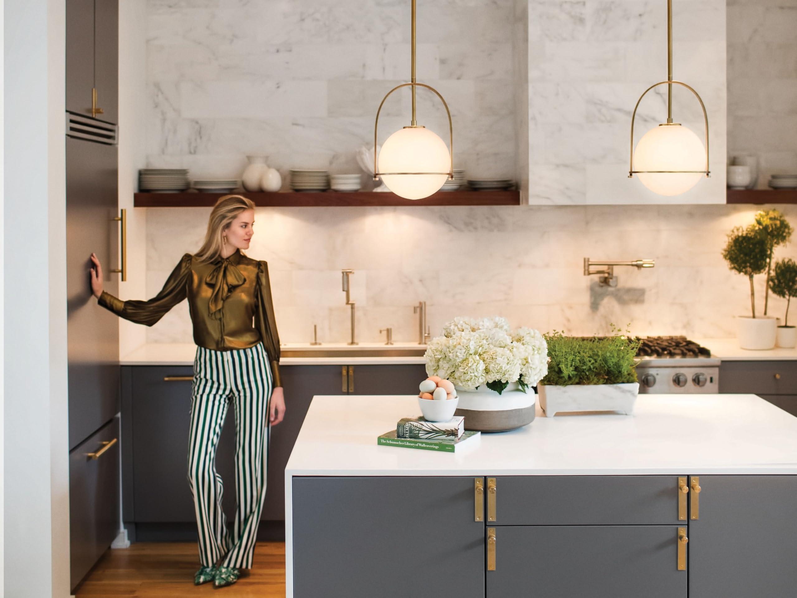 Hinkley Hinkley Somerset 3407HB Small Pendant Light - Adjustable Height, for Even or Sloped Ceilings, Etched Opal Globe, Vintage Chic - Heritage Brass