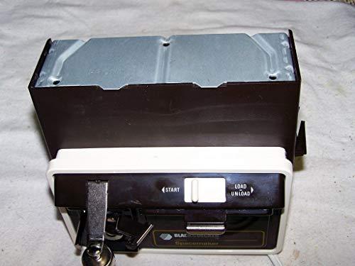 BLACK+DECKER Black & Decker Spacemaker Can Opener EC60CAD