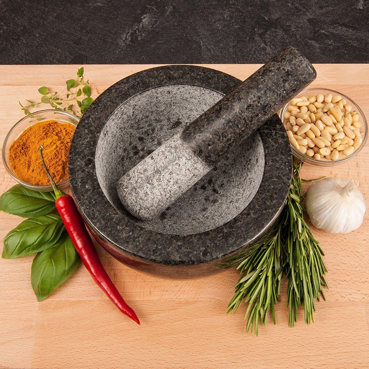 Kota Japan Kota Japan Large Black Granite Mortar & Pestle Natural Stone Grinder for Spices, Seasonings, Pastes, Pestos and Guacamole