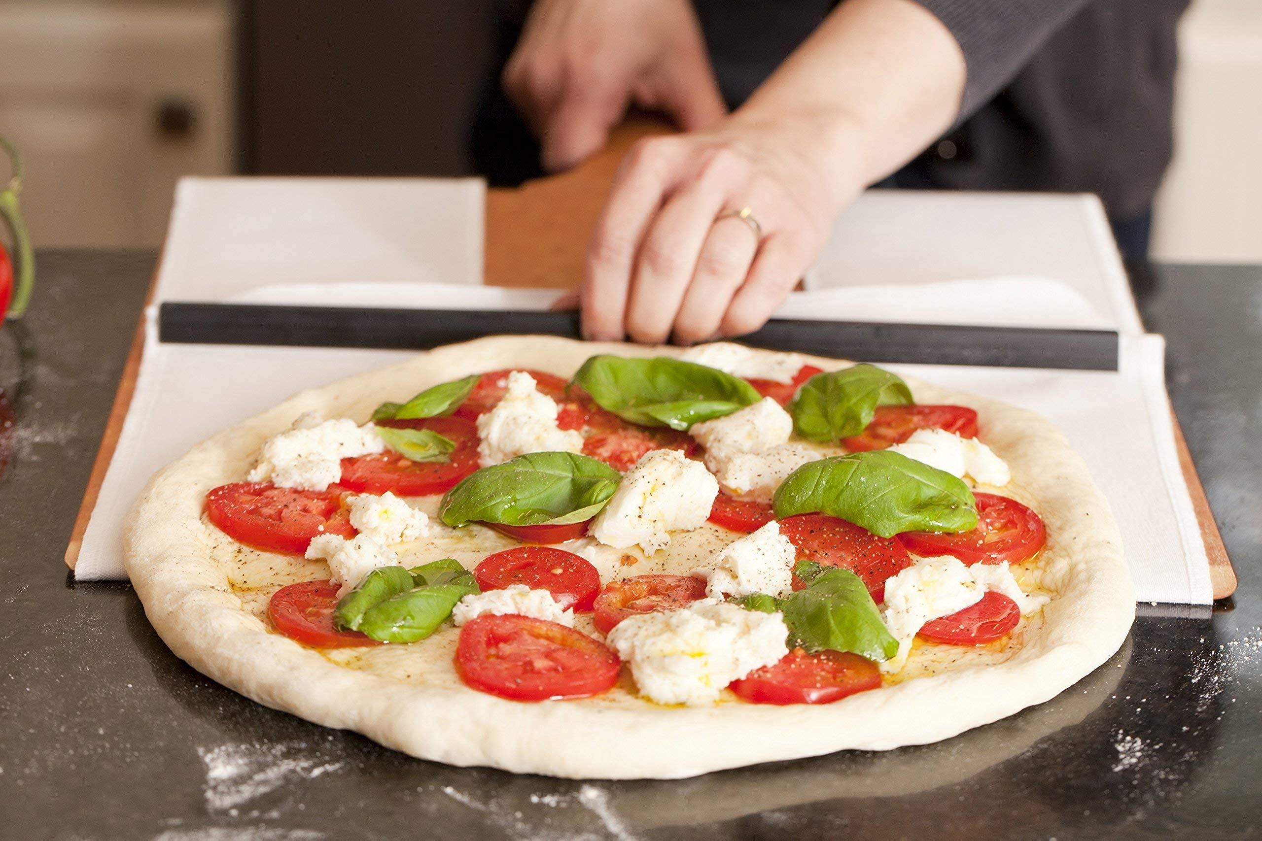 Super Peel Super Peel The Original Pro Composite - Easy Non-stick Pizza Transfer - 14" Wide