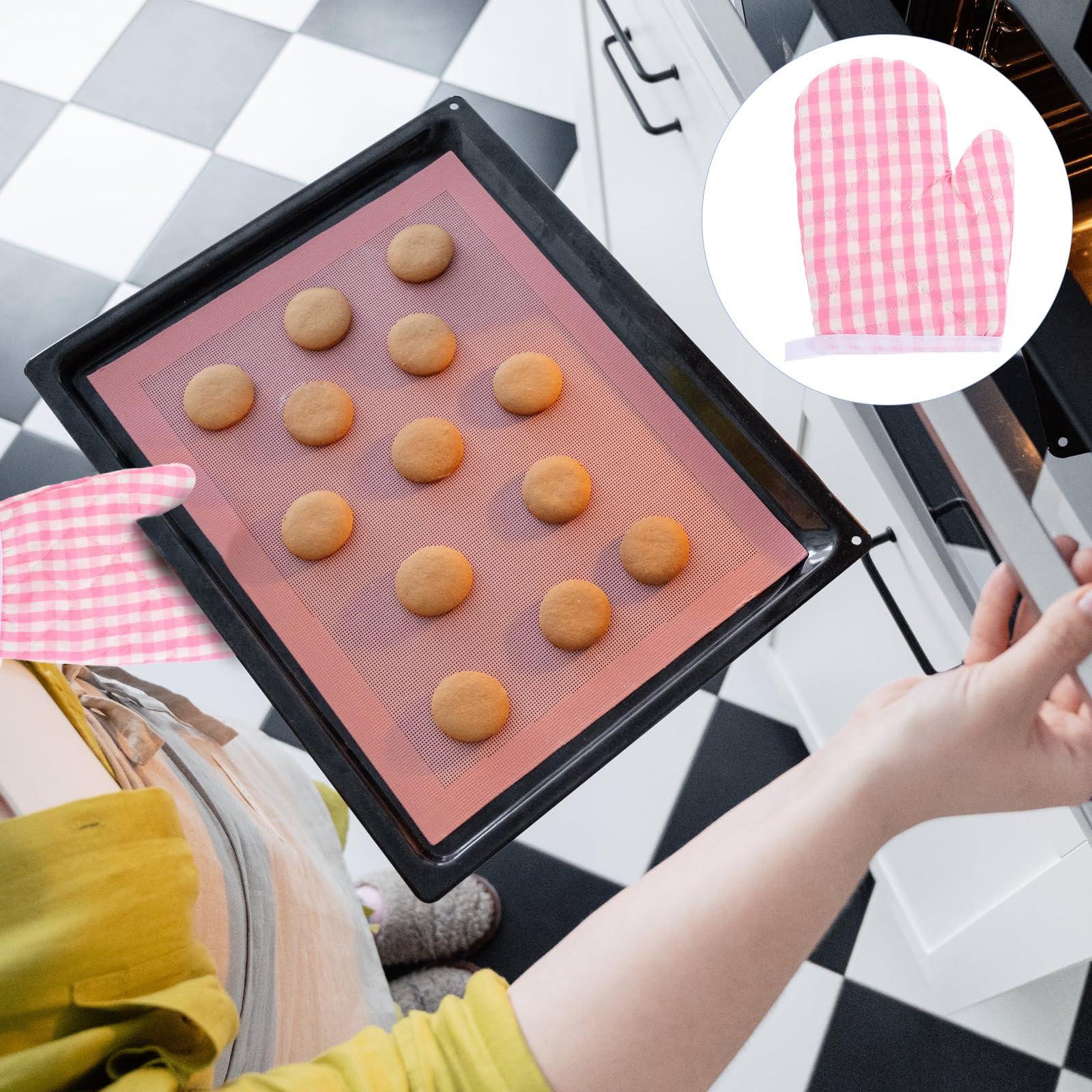 OSALADI Mini Oven Mitts 2Pcs Children Microwave Gloves for Kids Play Kitchen Cooking Mitts Anti Scald Baking Gloves for Boys Girls