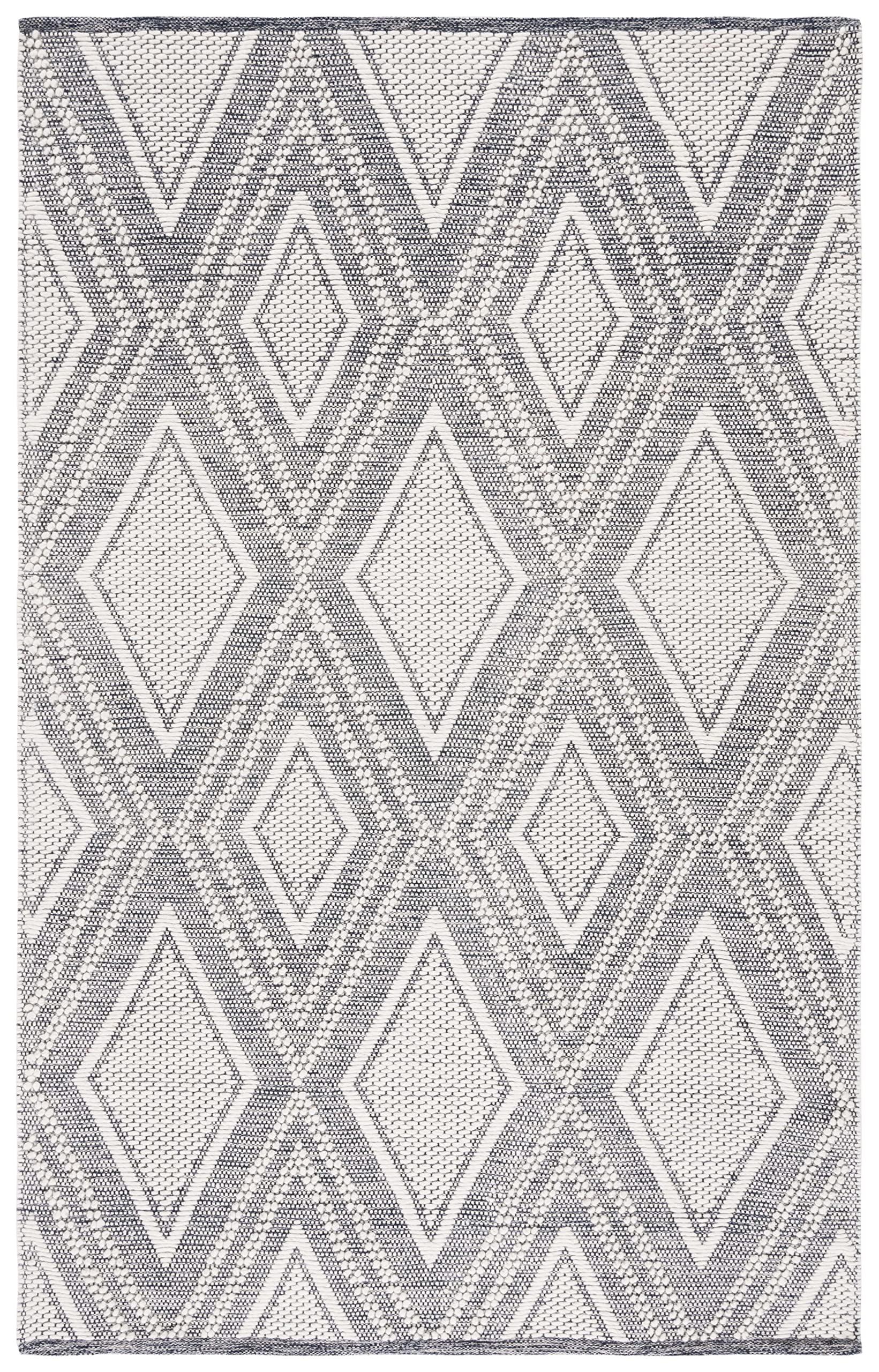 Safavieh SAFAVIEH Vermont Collection Area Rug - 5' x 8', Ivory & Navy, Handmade Moroccan Diamond Boho Wool, Ideal for High Traffic Areas in Living Room, Bedroom (VRM159N)