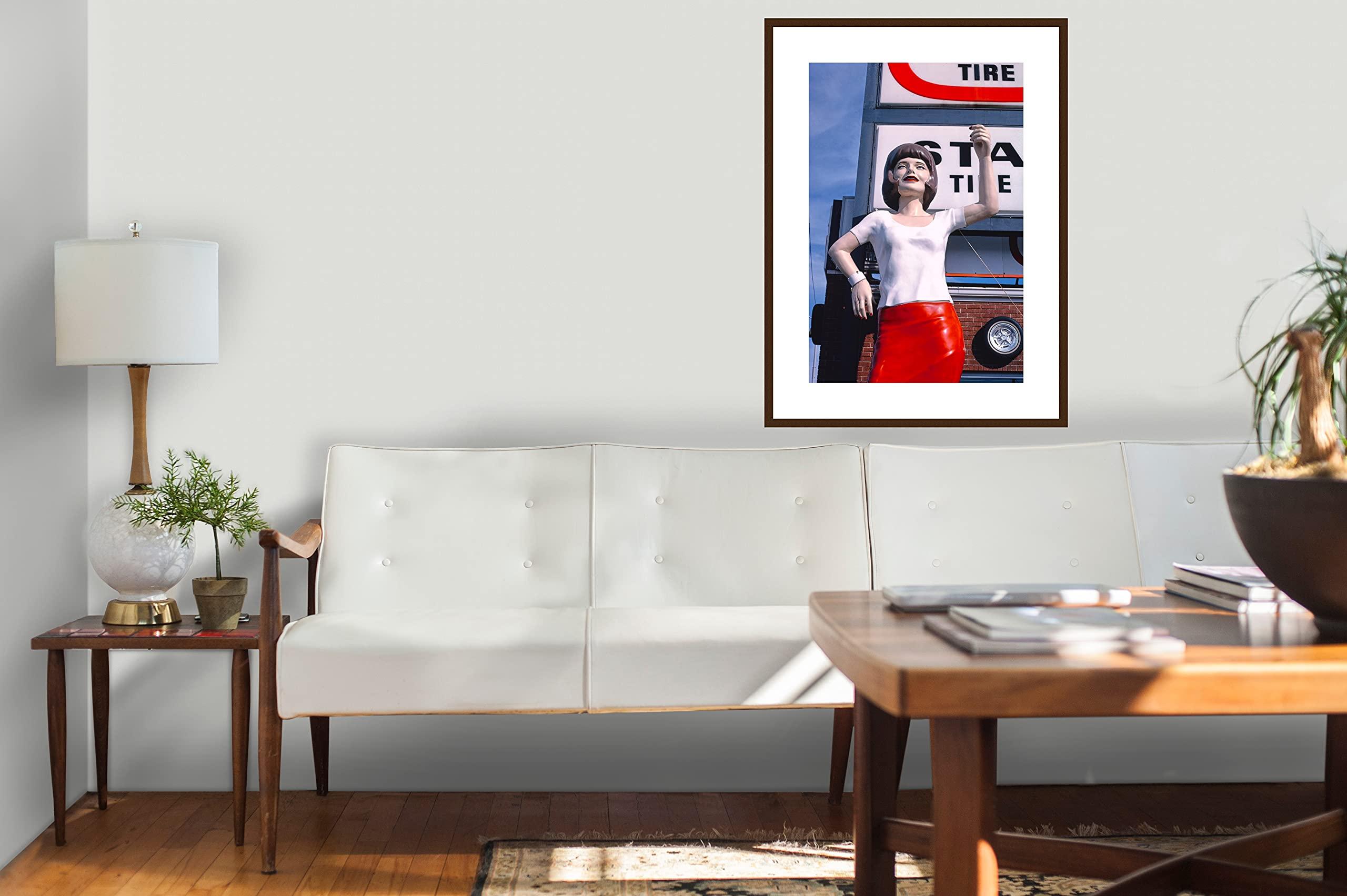 LIVESTOCK LIVESTOCK Stan the Tire Man Statue on Broadway in Mount Vernon, Illinois