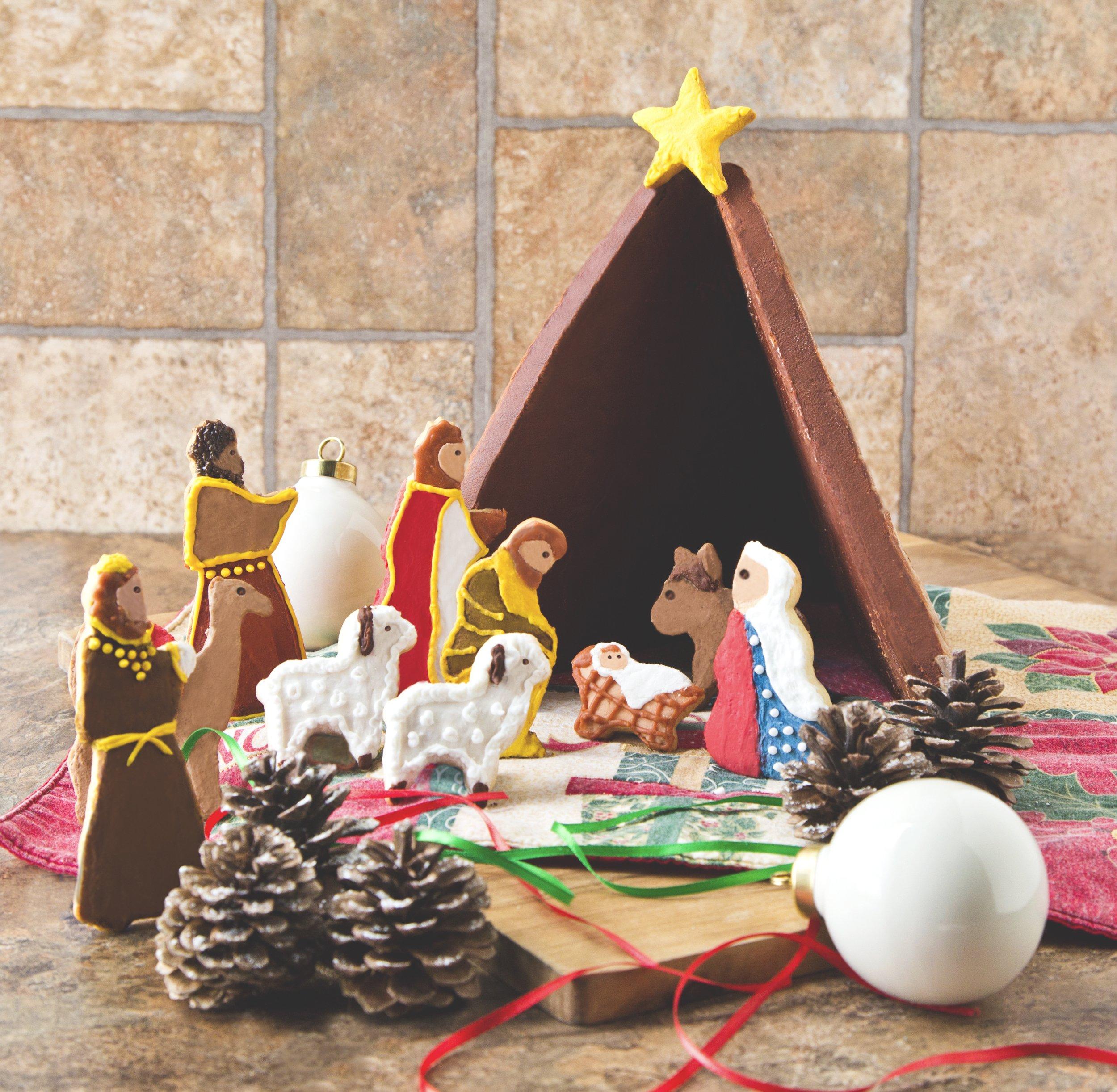 Fox Run Fox Run Nativity Scene Cookie Cutter Bake Set and Icing Kit for Christmas Gingerbread, 21-Piece, Metallic