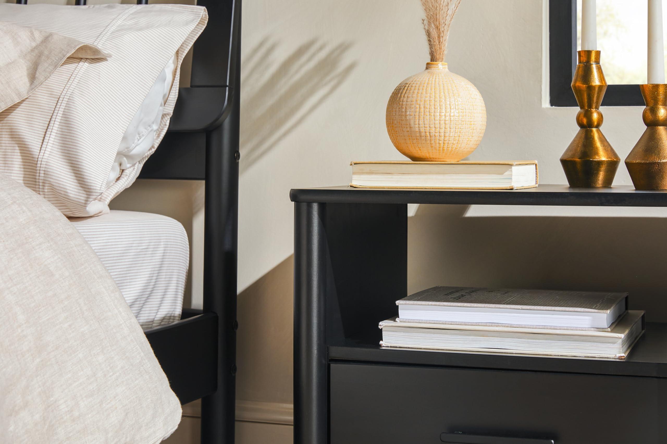 Walker Edison Walker Edison Transitional Spindle-Leg 1-Drawer Nightstand