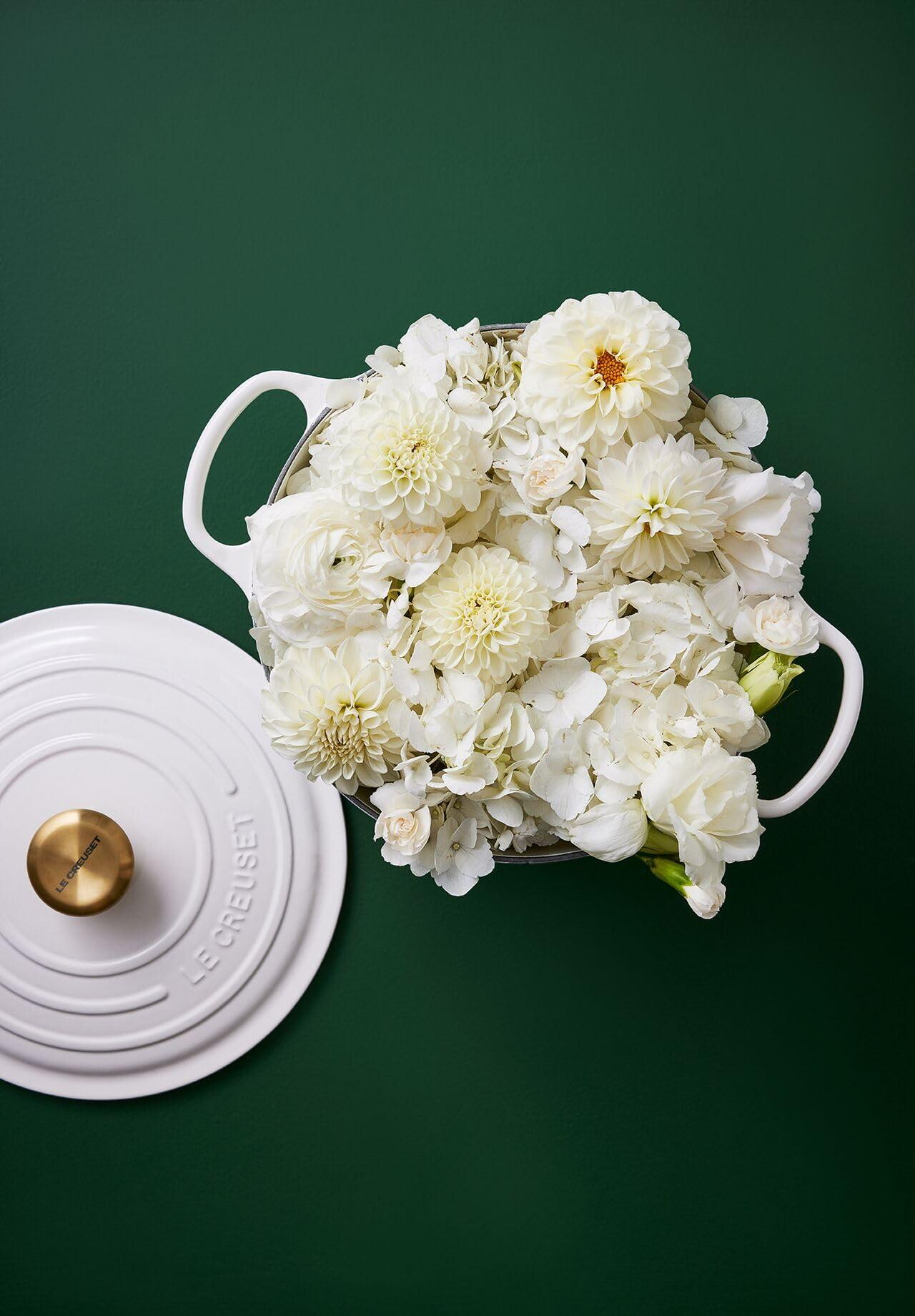 Le Creuset Le Creuset Enameled Cast Iron Signature Round Dutch Oven, 7.25 qt., White