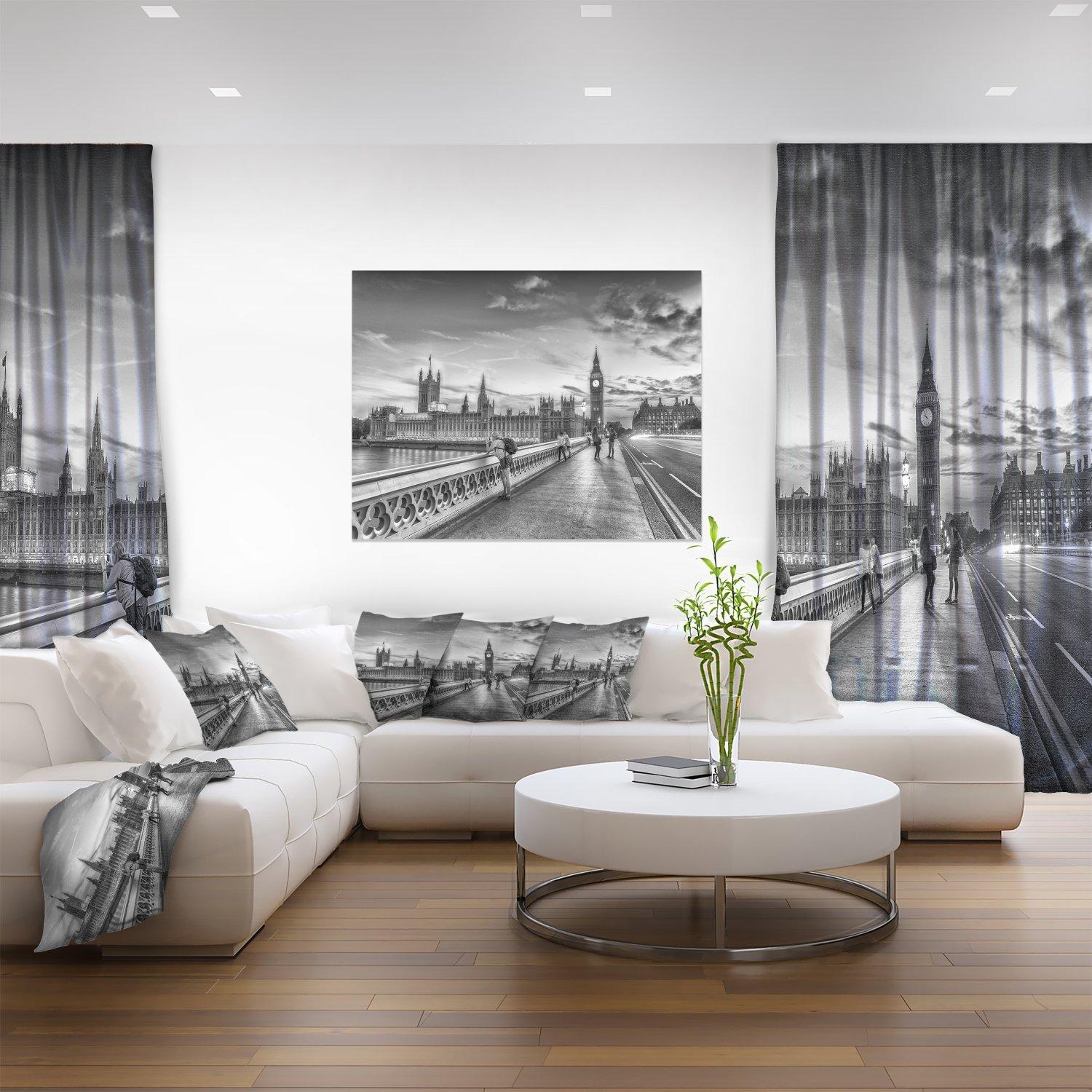 Designart Beautiful Black and White London View Cityscape Canvas Print Art