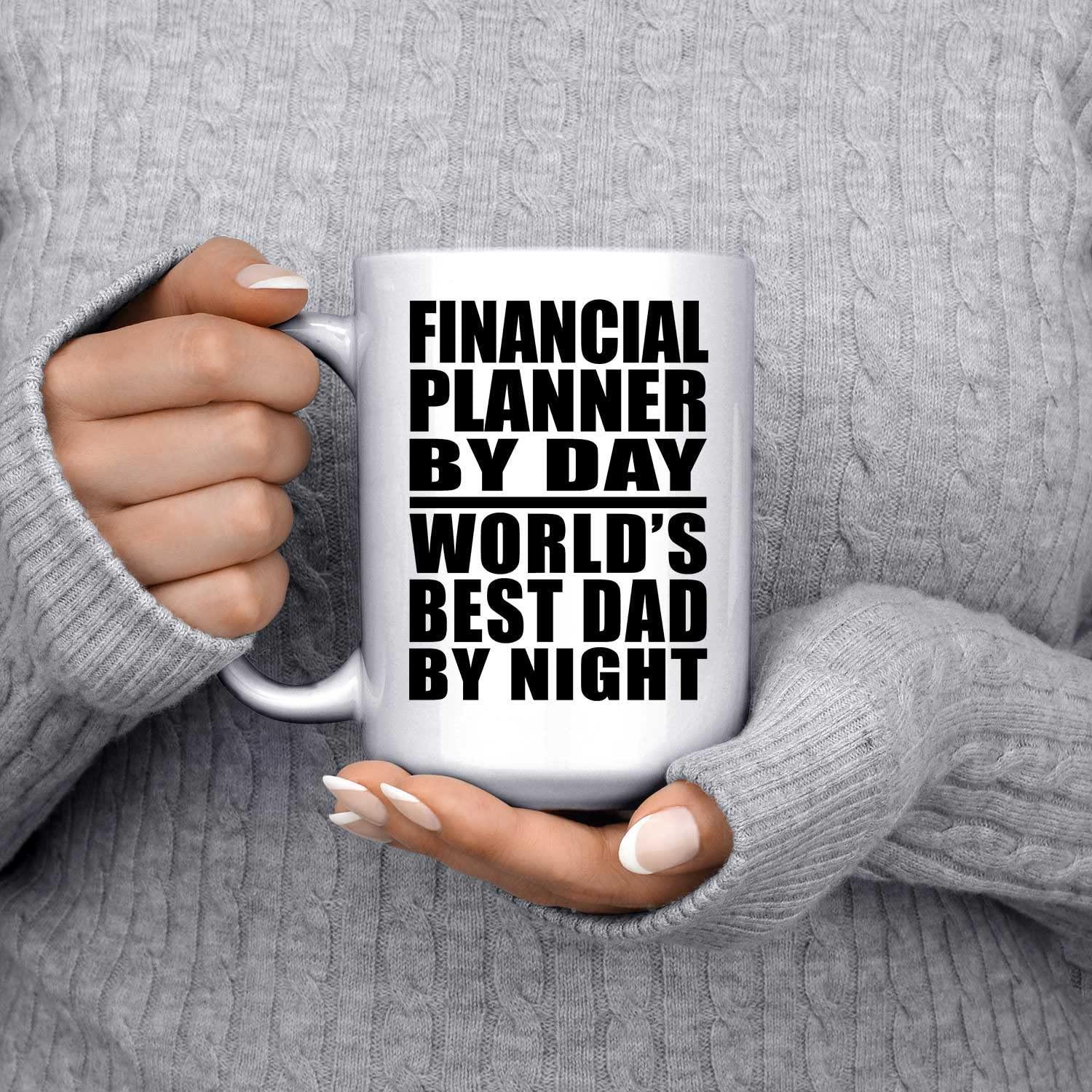 Ekena Millwork Ekena Millwork CM18EDIGS Edinburgh Ceiling Medallion, 18\"OD x 1 3/4\"P (Fits Canopies up to 5 1/4\"), Hand-Painted Iridescent Gold