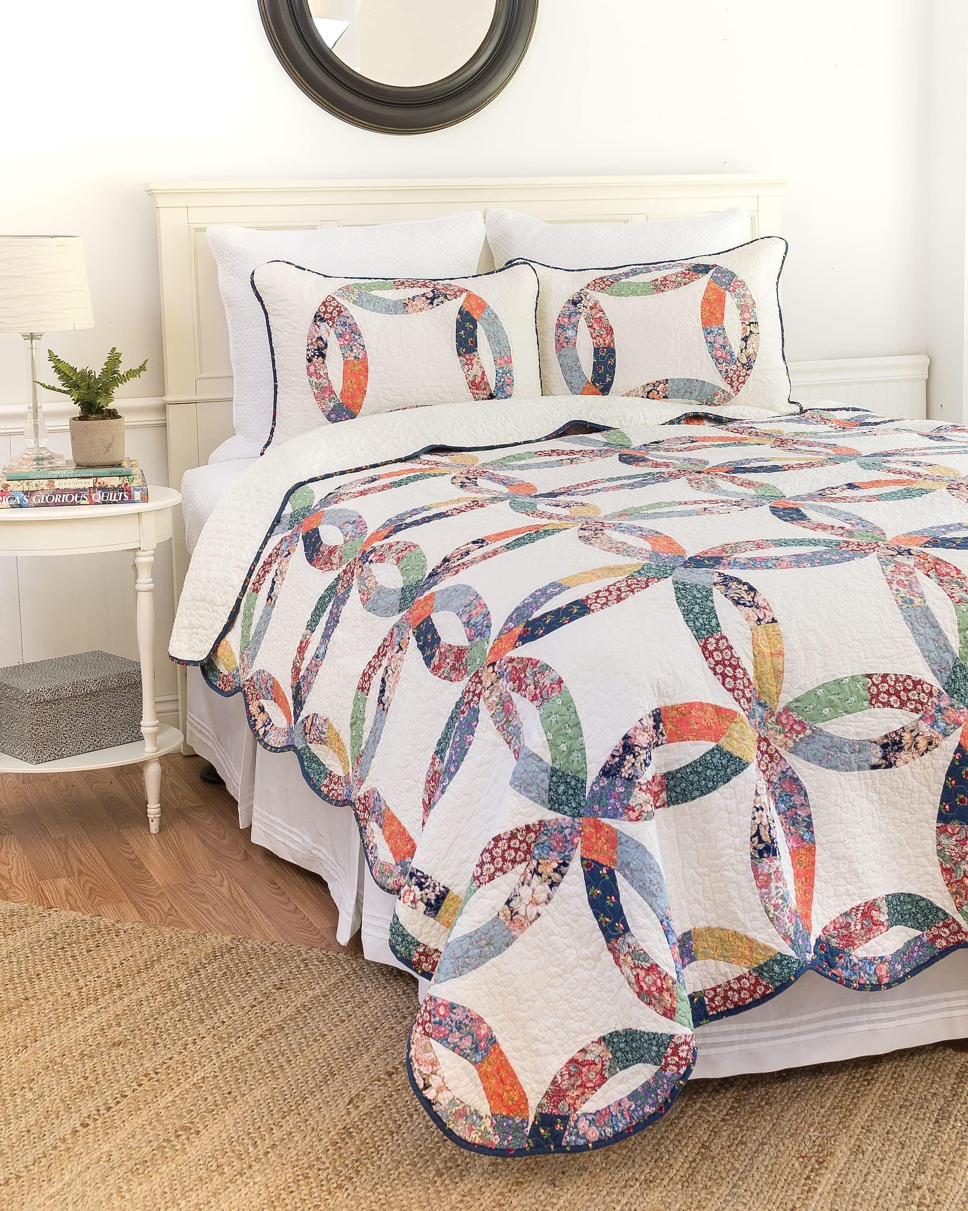 C&F Home C&F Home Heritage Double Wedding Ring Luxury Vintage Patchwork Full/Queen Bed Sham 3 Piece Machine Washable Reversible Quilt Bedding Set Full/Queen 3 Piece Set White