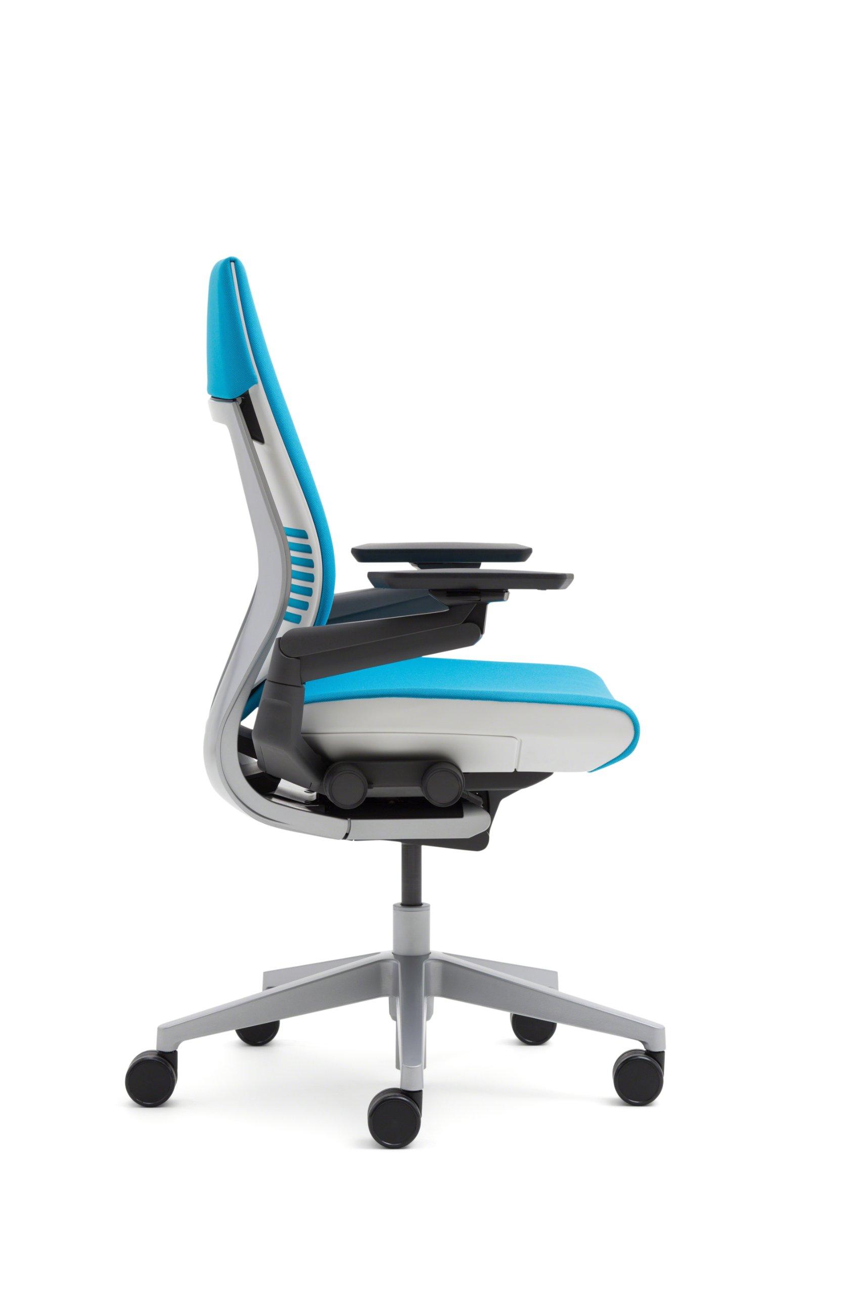 Steelcase Steelcase Gesture Office Chair - Cogent: Connect Nickel Fabric, Low Seat Height, Wrapped Back, Light on Light Frame