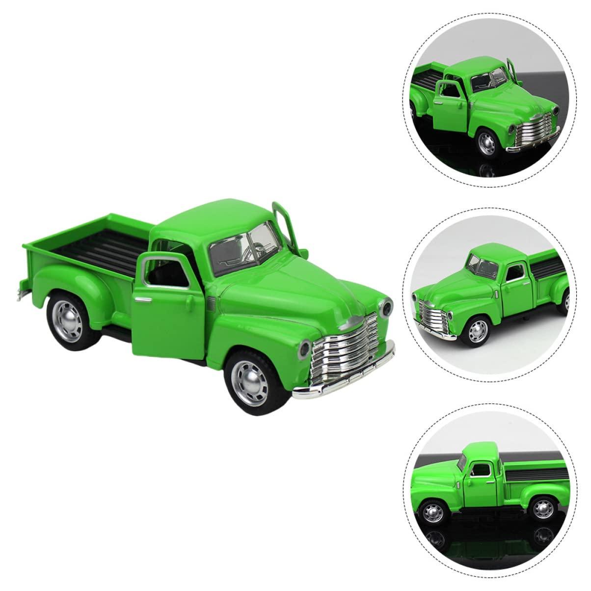 Lodge Lodge 6 Quart Enameled Cast Iron Dutch Oven with Lid Dual Handles Oven Safe up to 500 F or on Stovetop - Use to Marinate, Cook, Bake, Refrigerate and Serve Pumpkin