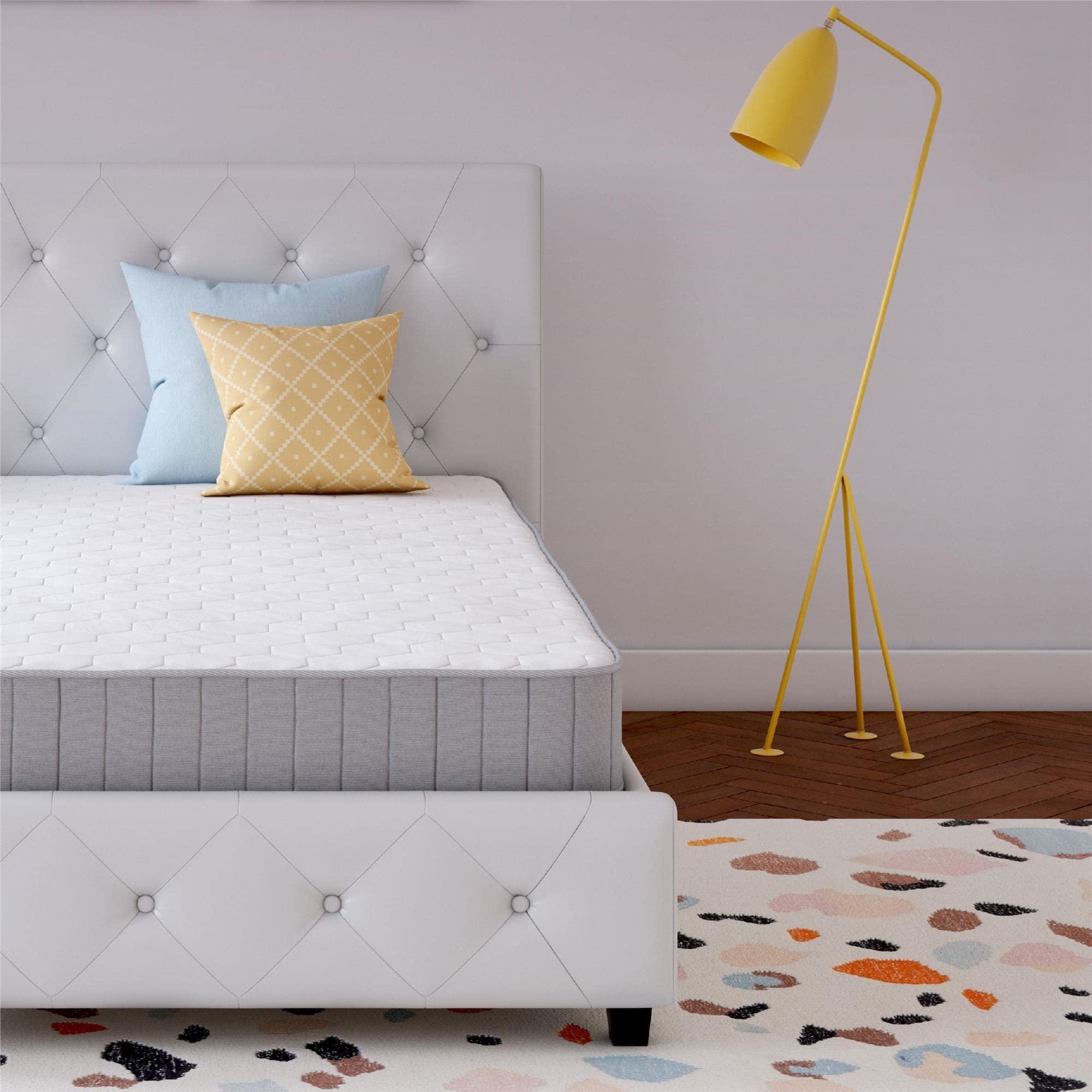 Signature Sleep Signature Sleep,Polyester Tranquility 6 Inch 2-Sided Flippable Bonnell Spring Coil Mattress, Twin Size,Medium GreenGuard Gold Certified,White