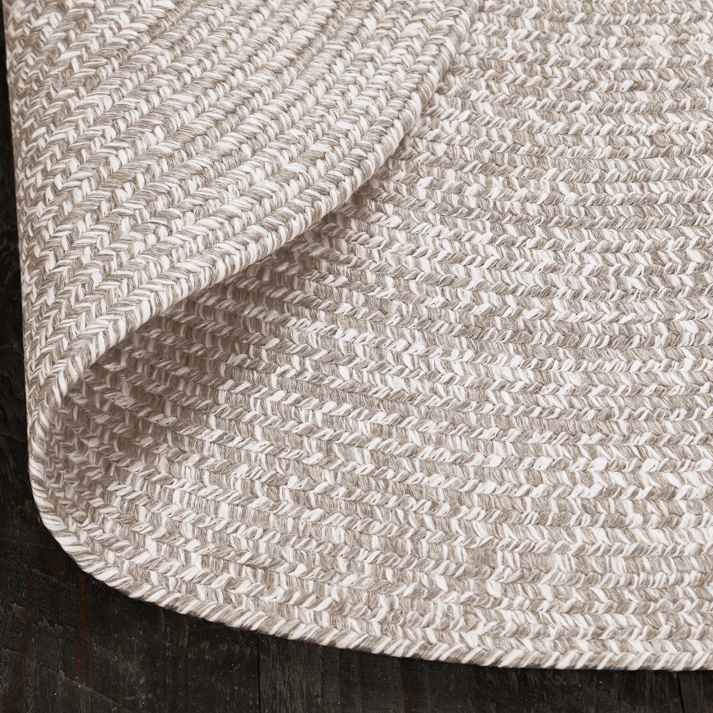 Superior Superior Reversible Braided Indoor/Outdoor Area Rug, 5' x 8', Latte-White