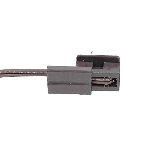 Novelty Lights Novelty Lights SPT-2 Male Plug, Snap On Vampire Plugs, Brown, Polarized, 10 Amp, 25 Pack