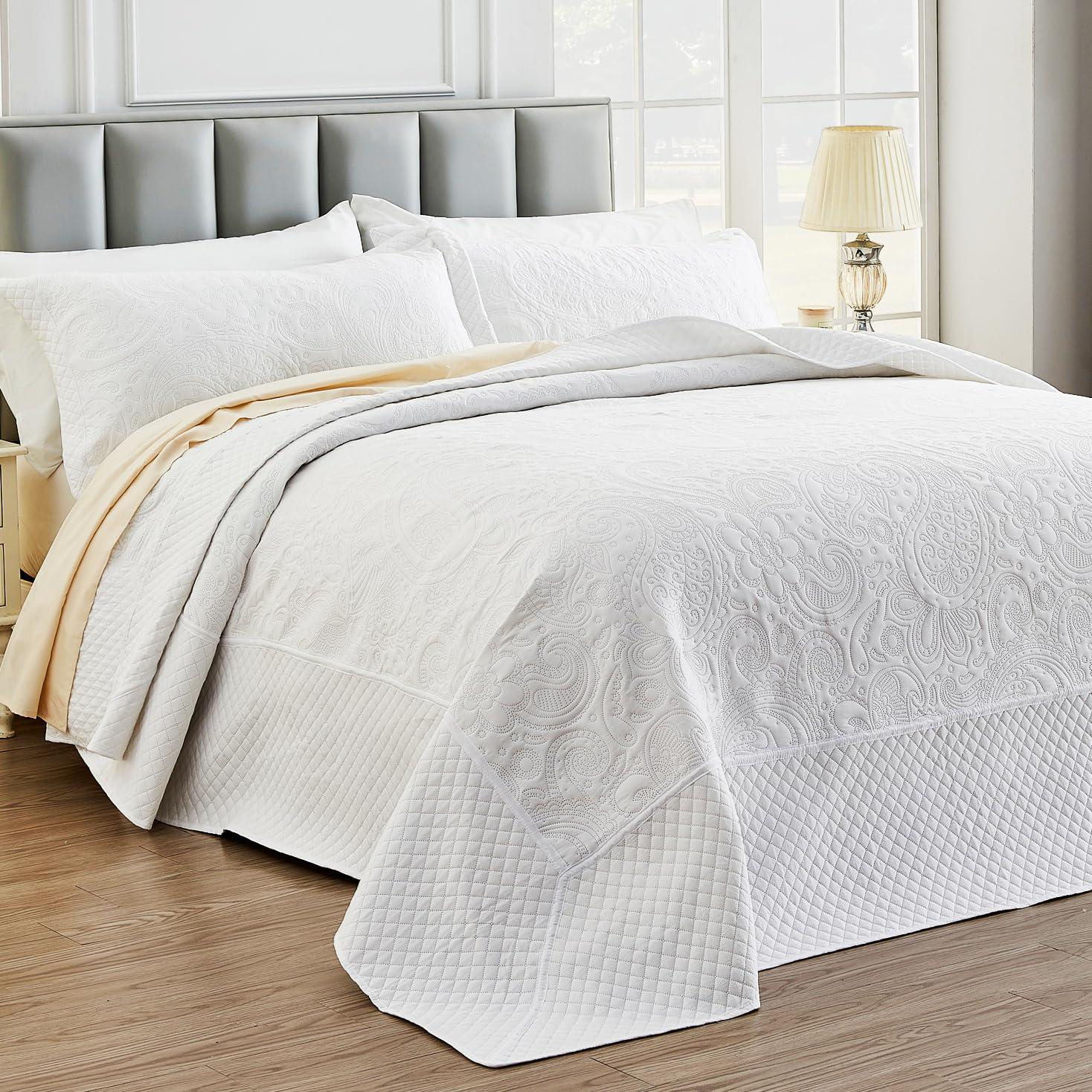 SUCHBED SUCHBED California King Bedspread Set Oversized King Bedspreads 128x120 inches Cal King Quilt Bedding Set Extra Wide King Quilt Paisley Quilt White Coverlet Sets with Shams