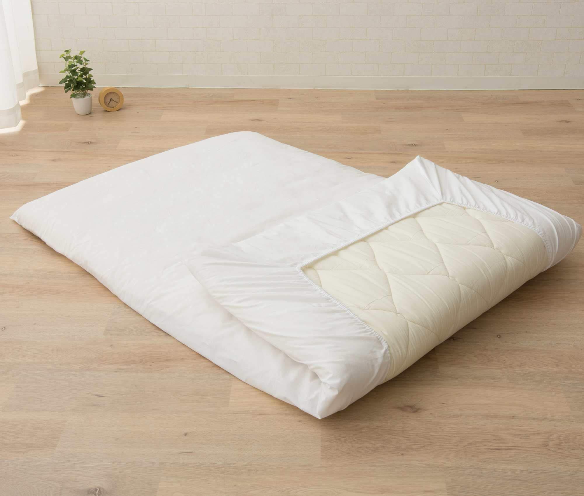 EMOOR EMOOR Japanese Futon Mattress CLASSE & Fitted Sheet PRESSO Queen Made in Japan, Cotton (White) Foldable Floor Sleeping Bed Tatami Mat