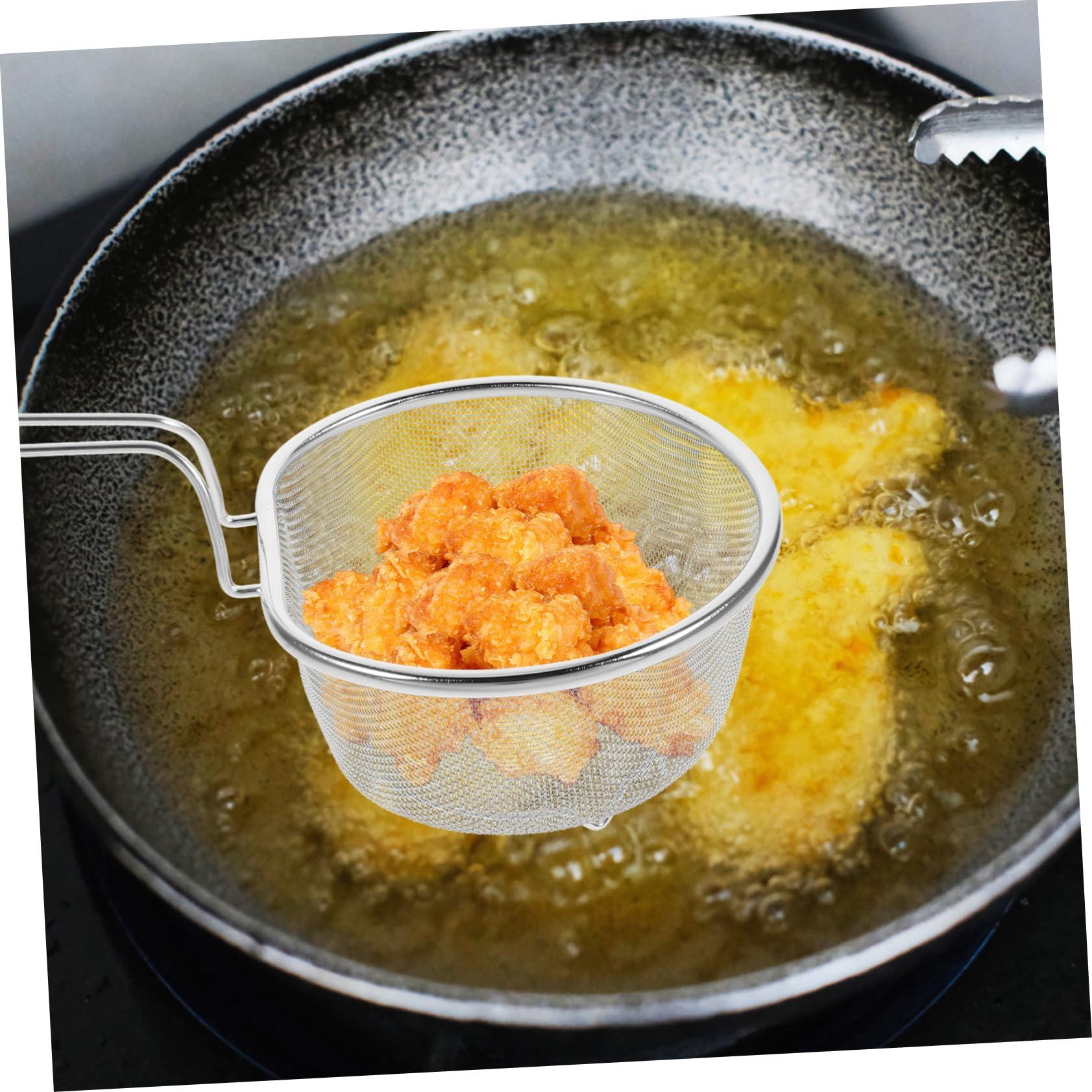 Komax Komax Large Plastic Water Pitcher with Lid Square Water Carafe BPA-Free, Dishwasher Safe Water, Tea, or Juice Containers with Lids for Fridge (2.3 Liters)