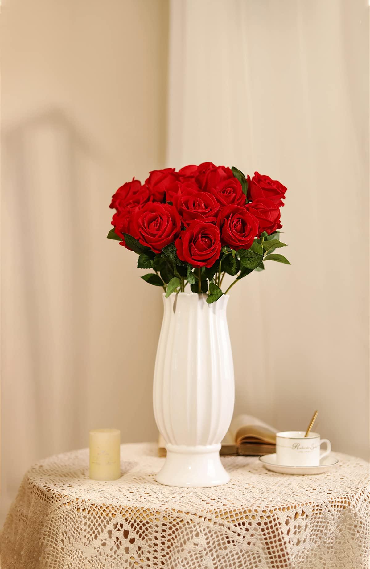 Luyue Luyue 10 Pack Artificial Velvet Roses Fake Red Rose Silk Flowers with Stem Floral Gift for Wedding Arrangement Party Home Decor-Red