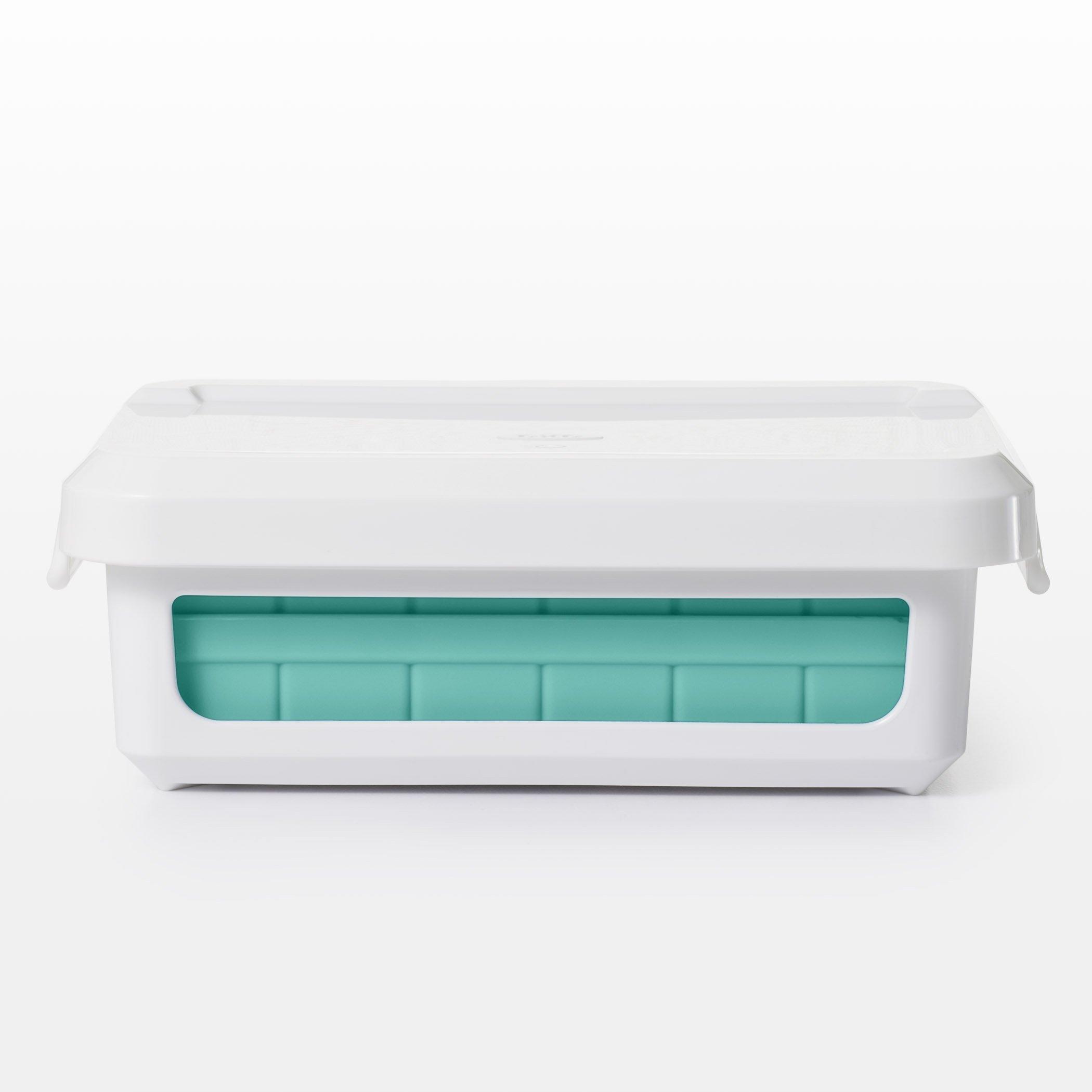 OXO OXO Good Grips Silicone Small Ice Cube Tray for Cocktails with Lid