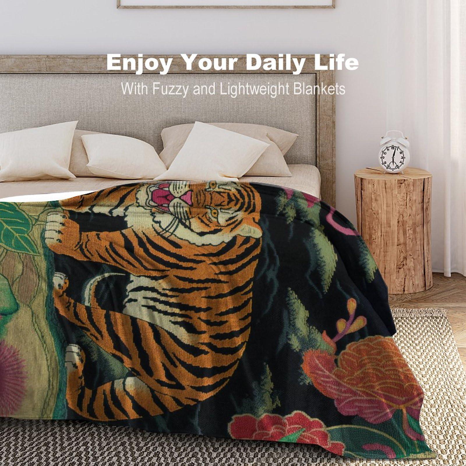 MangGou MangGou Oriental Toile Chinoiserie Flannel Blanket Animal Tiger Stripe Pink Floral Throw Blankets Colorful Flower Animal Print Tiger Throw Blanket for Bed Home Decoraive Warm Blankets 40x50in