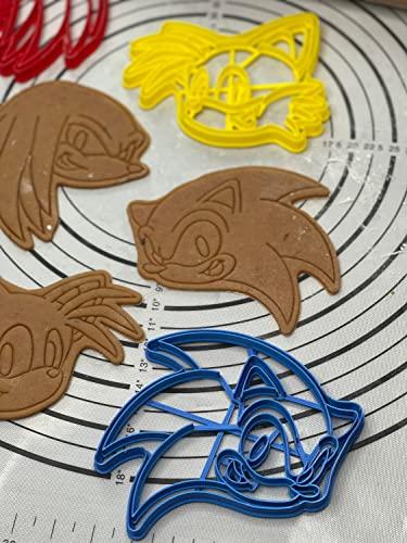 3D Kitchen Art Set of 3 Sonic Knuckles the Echidna Miles Tails Prower Head Cookie Cutters & Molds Produced by 3D Kitchen Art