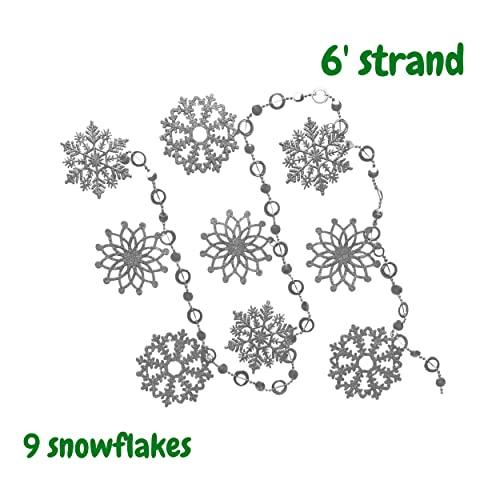 BANBERRY DESIGNS Silver Christmas Snowflake Garland - 6 Foot with 9 Silver Glittered 4.5" Diameter Snowflakes - Xmas Decorations - Party Accessories