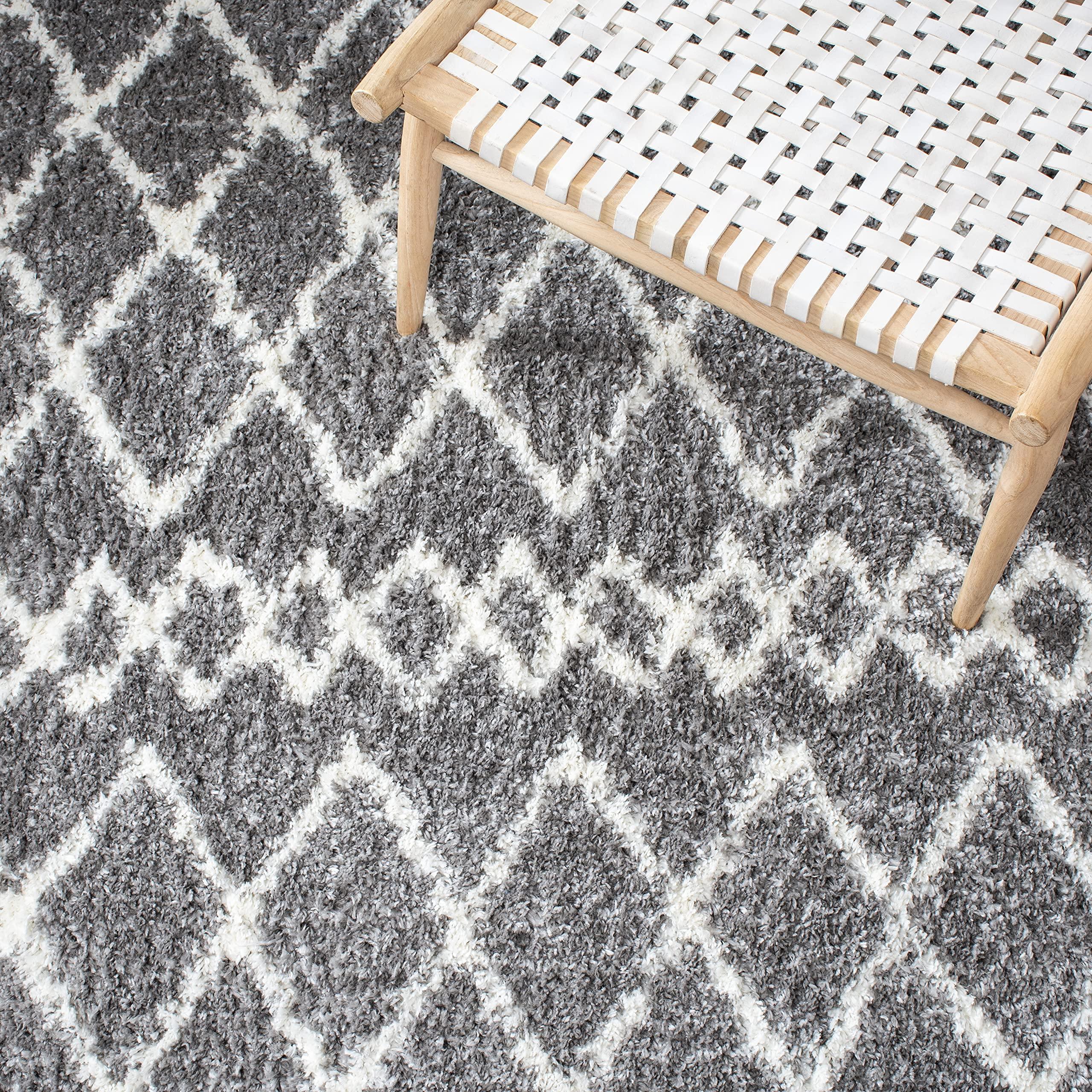 Safavieh SAFAVIEH Berber Shag Collection Area Rug - 9' x 12', Grey & Ivory, Moroccan Design, Non-Shedding & Easy Care, 1.2-inch Thick Ideal for High Traffic Areas in Living Room, Bedroom (BER194F)