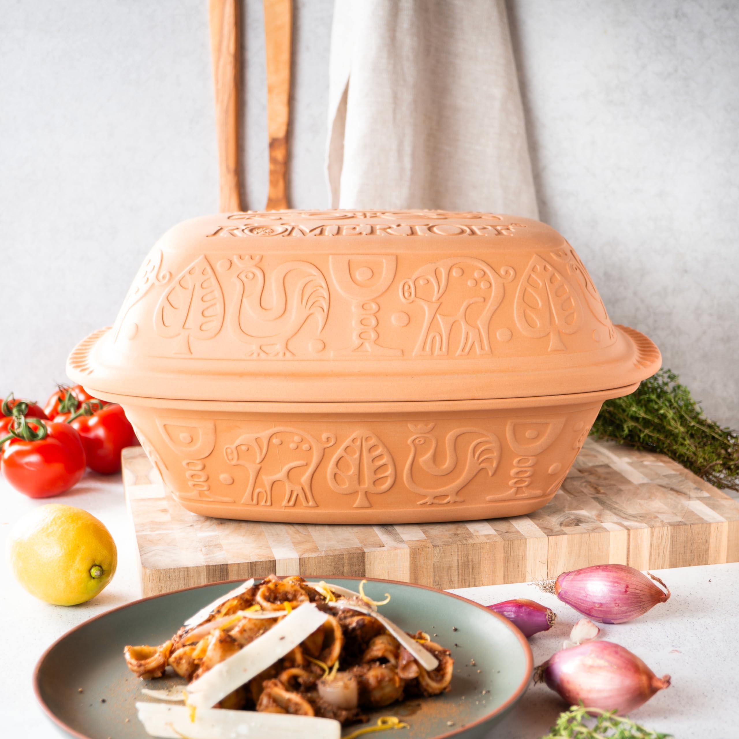 Romertopf Rmertopf 11305 Clay Roaster | Non-Stick Dutch Oven | Healthy Clay Pot Cooking | Clay Baker | Versatile Cooking Vessel - 4.2 Quart (4 Liters) For Up To 6 People