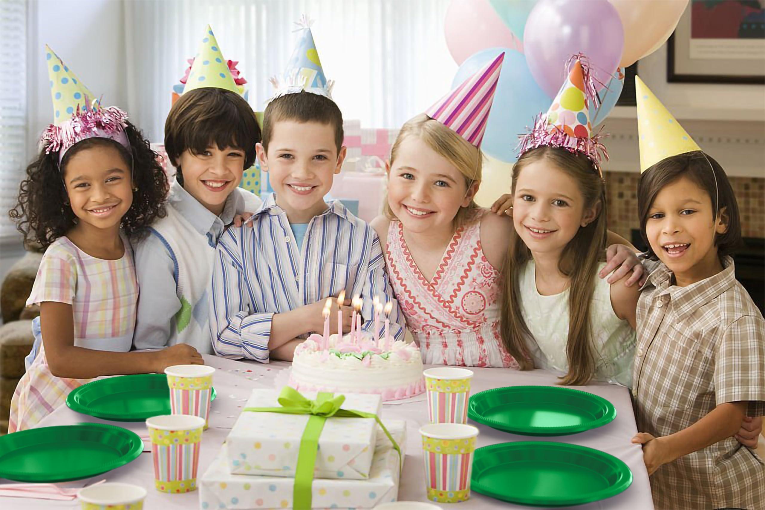 Exquisite Exquisite Emerald Green Plastic Plates Disposable 10\" Plastic Dinner Plates 100 Pcs Emerald Green Disposable Plates Plastic Plates For Party Plates Disposable Heavy Duty 350 GSM Green Plates For Party