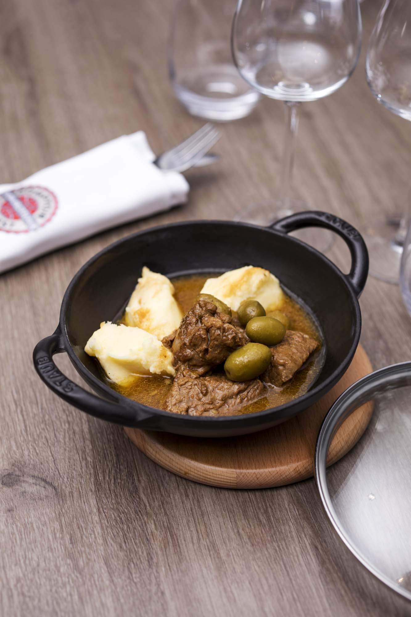 STAUB STAUB Cast Iron Baby Wok, 0.5-quart, Black Matte