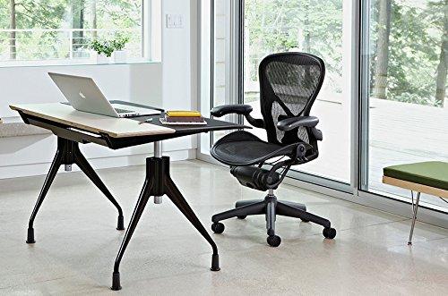 Herman Miller Herman Miller Aeron Tilt Limiter Task Chair, Adjustable Vinyl Arms, Graphite Frame/Carbon Classic Pellicle, Size B (Medium)