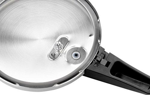 Monix Monix Veloce | 7 Litre Rapid Pressure Cooker, Triple Safety System, Two System of Fusion, Silver, 18/10 Stainless Steel, 22 cm