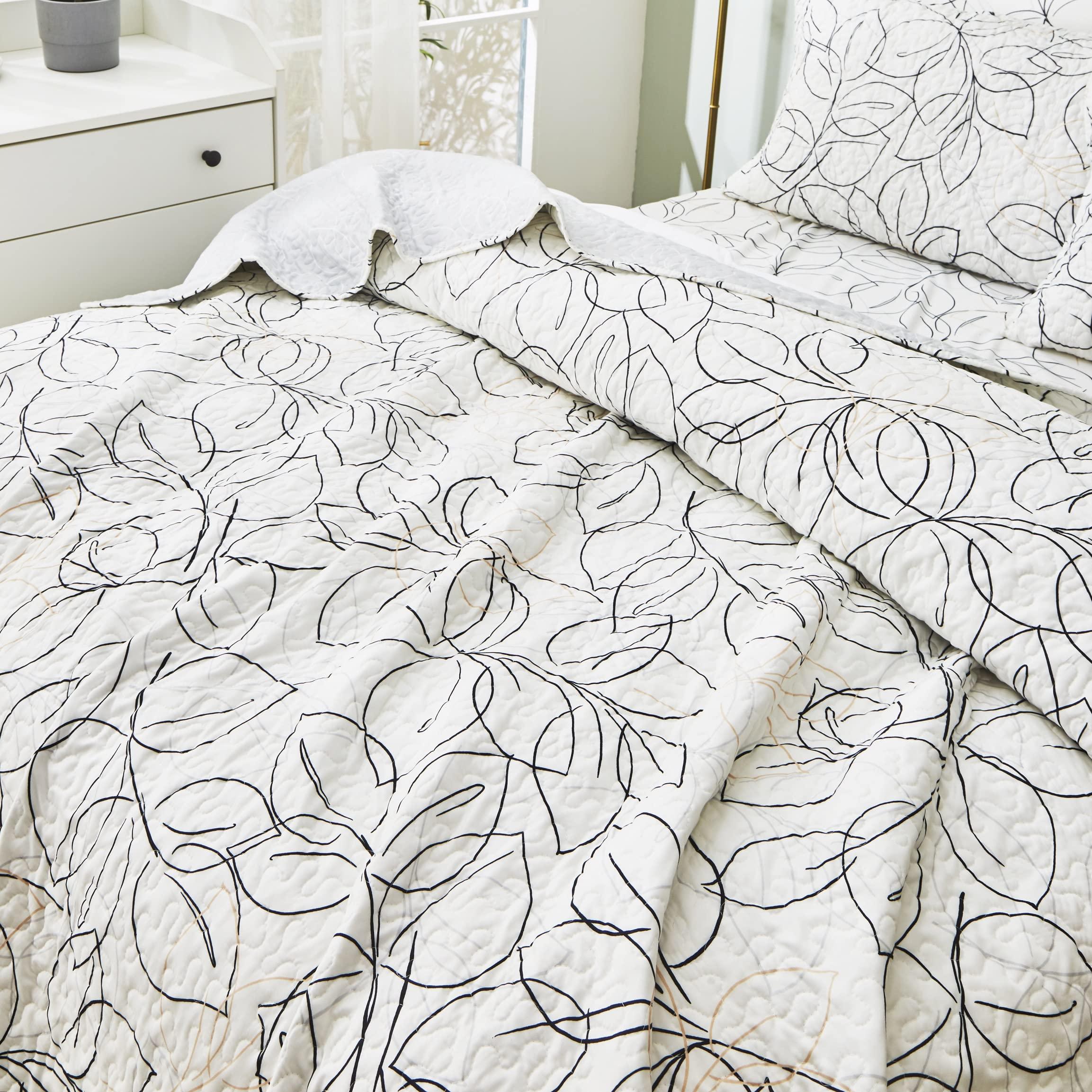 We Sell Mats We Sell Mats 3/8 Inch Thick Interlocking Foam Carpet Tiles Durable Carpet Squares Anti Fatigue Support for Home Office or Classroom Use, 24 in x 24 in