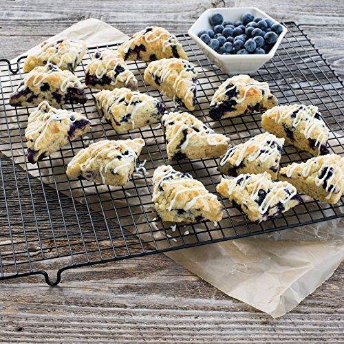 Nordic Ware Nordic Ware Procast, Mini Scone, Graphite