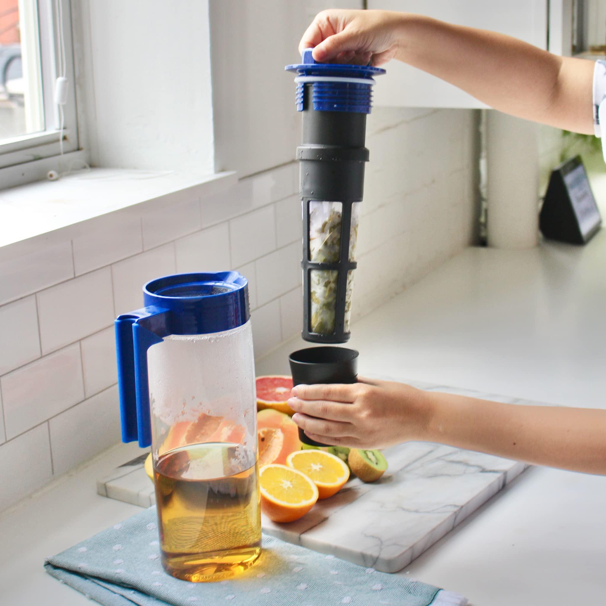 Takeya Takeya Premium Quality Iced Tea Maker with Patented Flash Chill Technology Made in the USA, BPA Free, 2 Quart, Blueberry