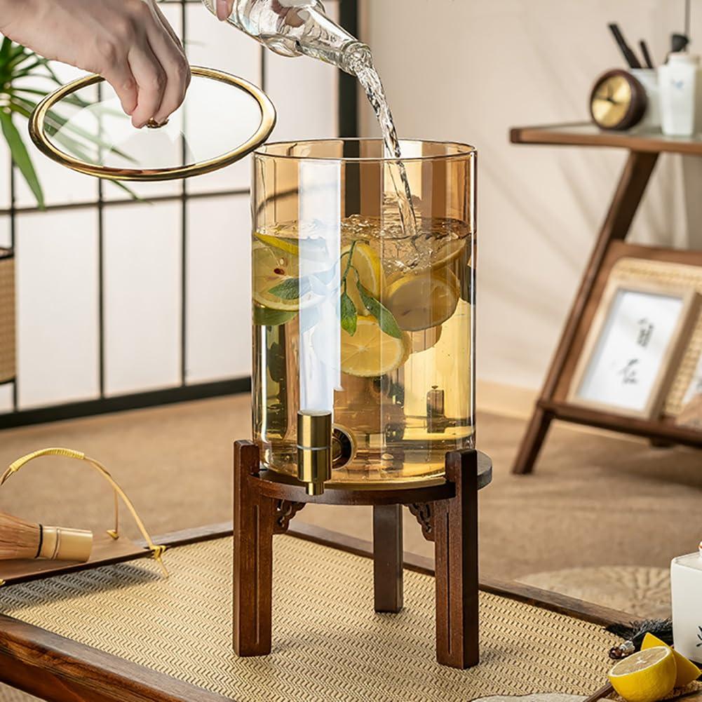 CAKERS CAKERS Large Capacity Beverage Dispenser|Water Dispenser With Leak-Free Spigot|Wide Mouth Easy Filling Juice Dispenser|Glass Drinks Dispenser For Juice,Beer,Punch,Iced Tea,Amber Color 3.5L,Wood Base