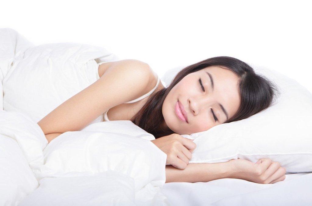 NICE LINEN BEDDING\'S 500-Thread-Count 100% Egyptian Cotton Bed Sheets, 4-Pc Olympic Queen Silver Grey Solid Sheet Set, Single Ply Long-Staple Yarns, Sateen Weave, Fits Mattress Upto 25 - 27 inches Deep Pocket