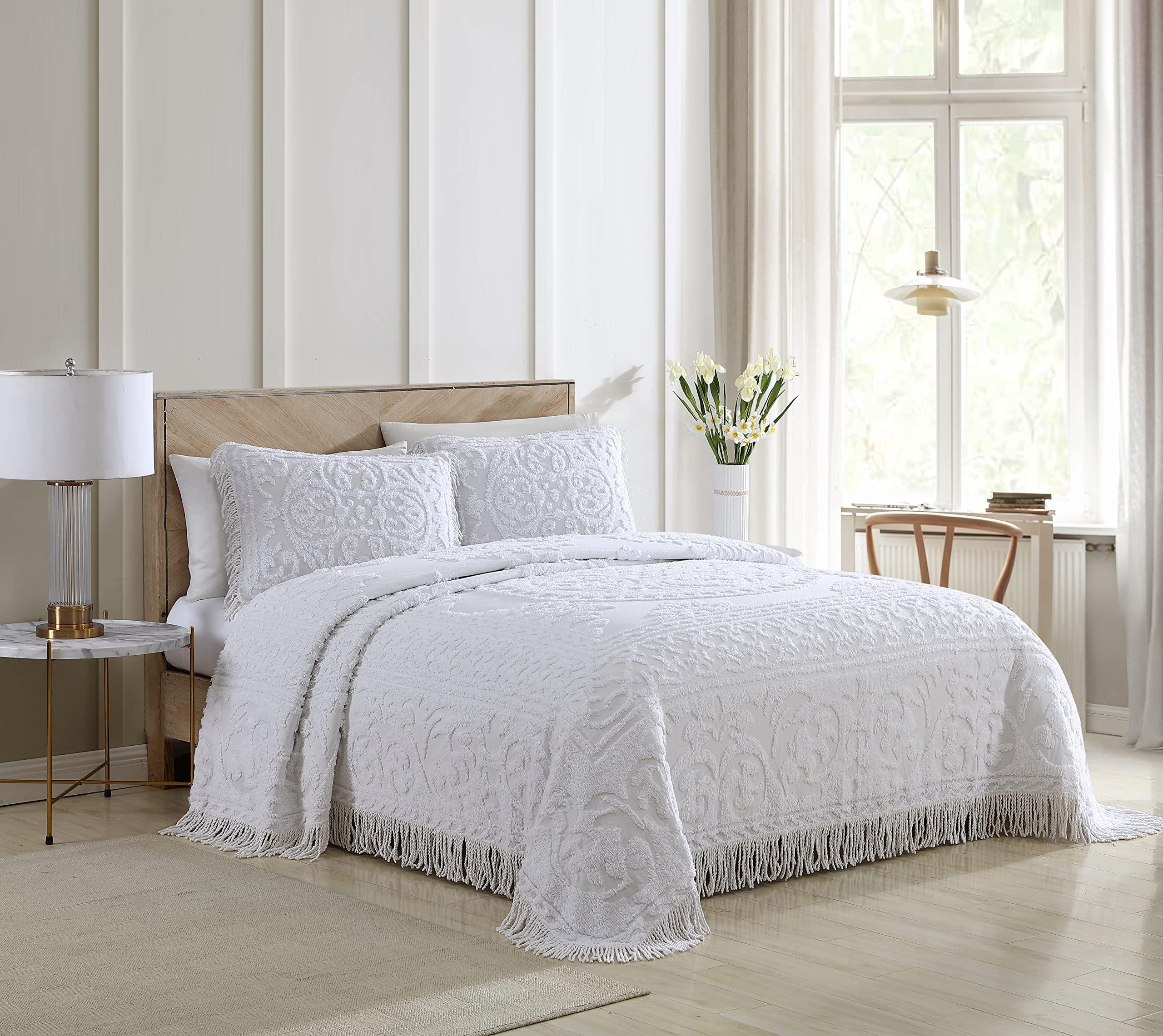 Beatrice Home Fashions Beatrice Home Fashions Medallion Chenille Bedspread, Standard Sham, White