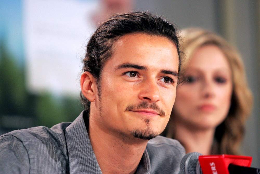 Posterazzi Posterazzi Poster Print EVC0511SPCYL014LARGE Photo by Malcolm TaylorEverett Collection Celebrity (20 x 16)