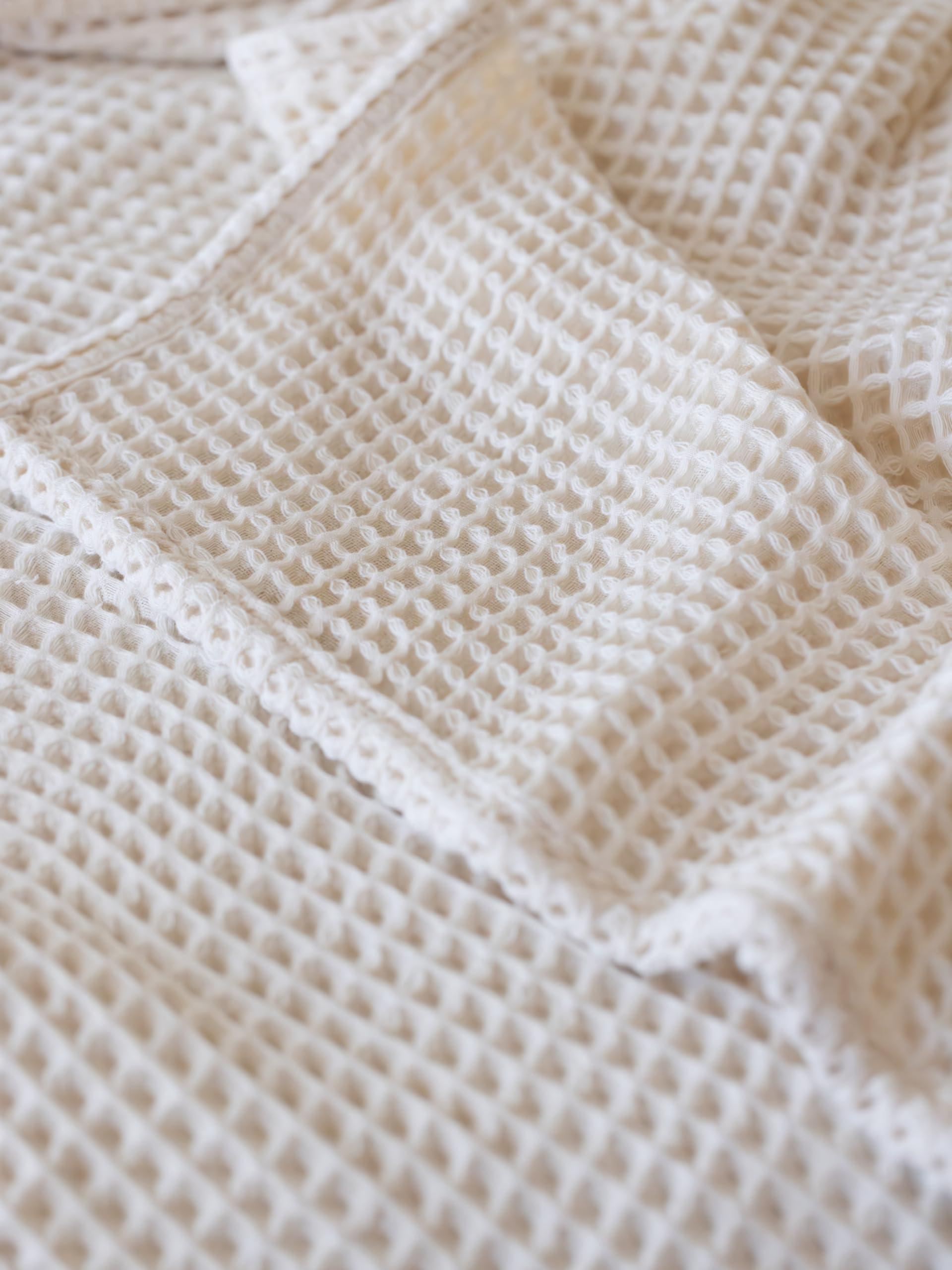 Viva Maison Viva Maison - Waffle Blanket Twin Queen King Size, Soft Lightweight 100% Turkish Cotton Waffle Weave Throw Blankets for Bed (Natural, Twin 63\" x 91\" Inch)