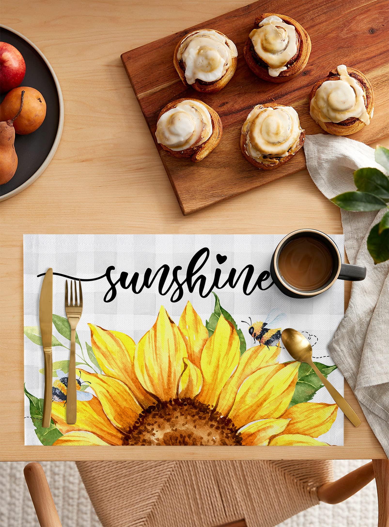 Savannan Placemats, Sunflower Bee Leaves Gray and White Plaid,Reusable Dining Table Placemats Rectangle Heat Resistant Table Mats for Parties,Weddings,Set of 4, 13\"x19\"