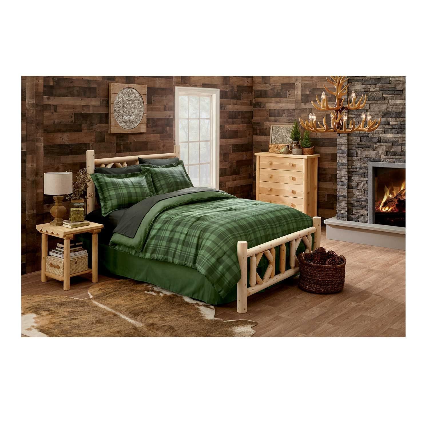 CASTLECREEK CASTLECREEK Diamond Cedar Log Bed Frame, Rustic Natural Wood King Bed Frame with Headboard