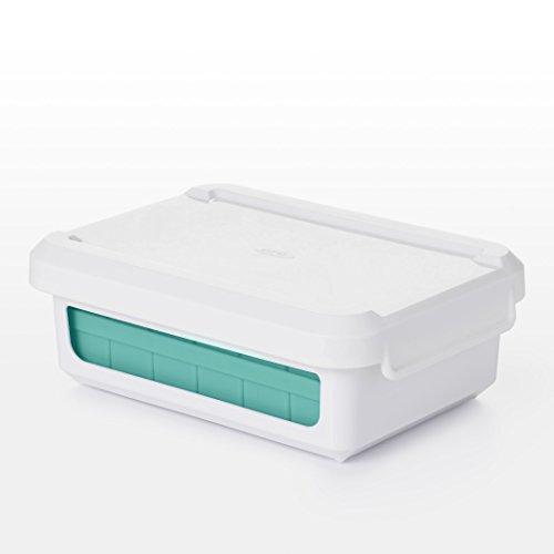 OXO OXO Good Grips Silicone Small Ice Cube Tray for Cocktails with Lid