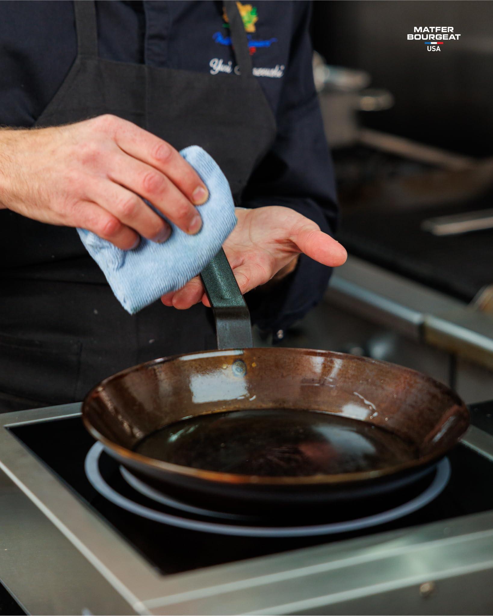 Matfer Matfer Bourgeat Black Carbon Steel Frying Pan, 11 3/4\"