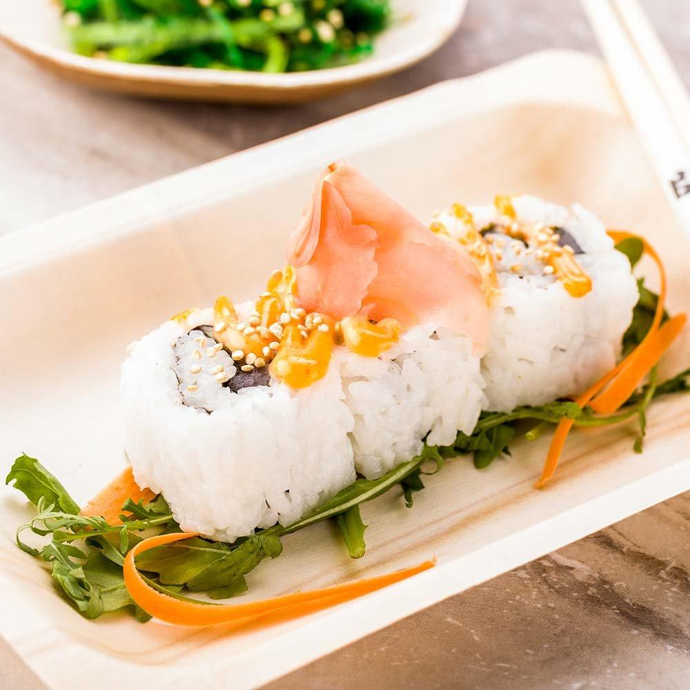 Restaurantware Restaurantware 7.8 x 5 Inch Wood Plates 200 Round Disposable Wooden Plates - Durable Sustainable Poplar Wood Dinner Plates Greaseproof For Parties Banquets Catered Events Or Weddings