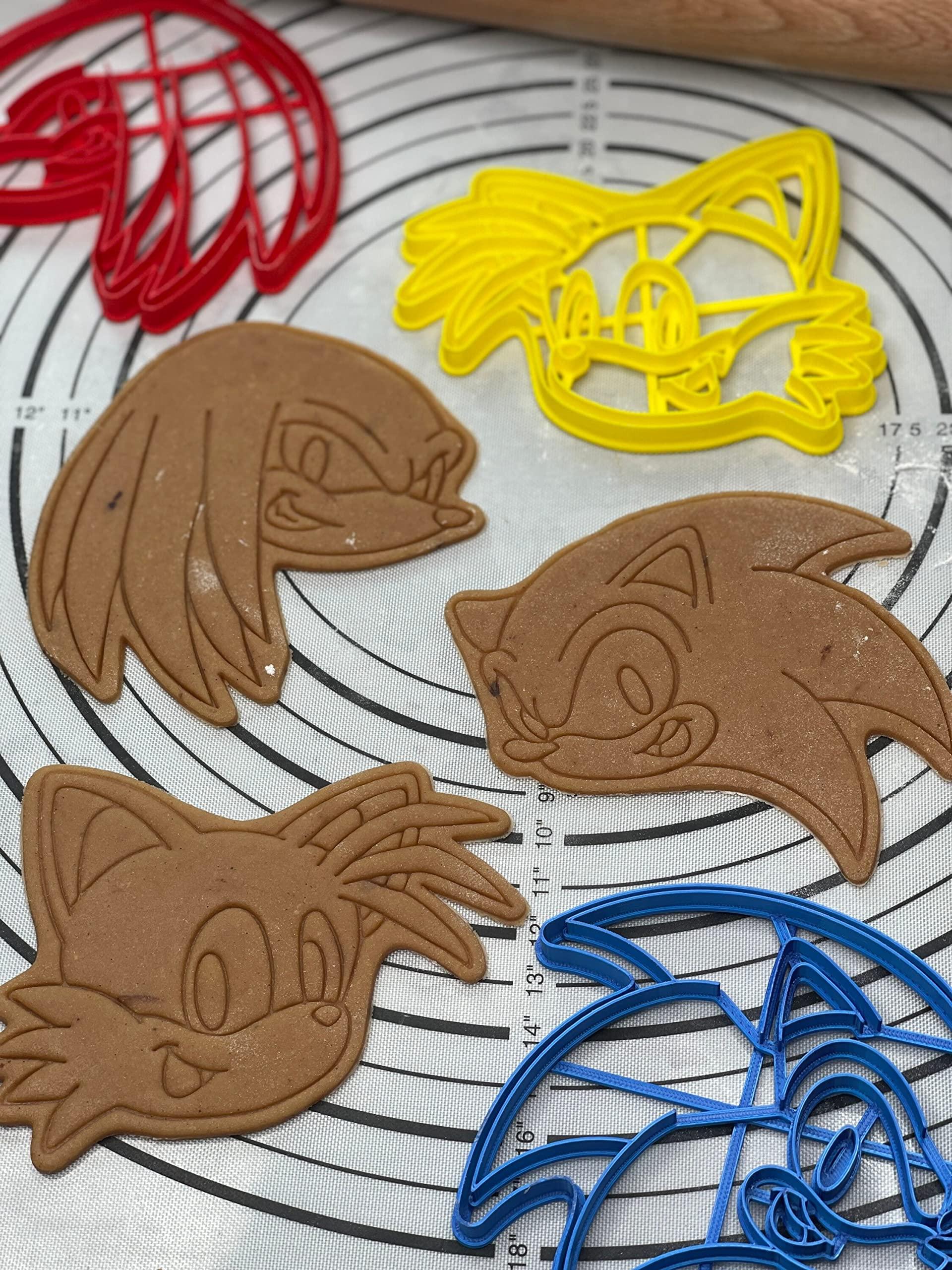 3D Kitchen Art Set of 3 Sonic Knuckles the Echidna Miles Tails Prower Head Cookie Cutters & Molds Produced by 3D Kitchen Art