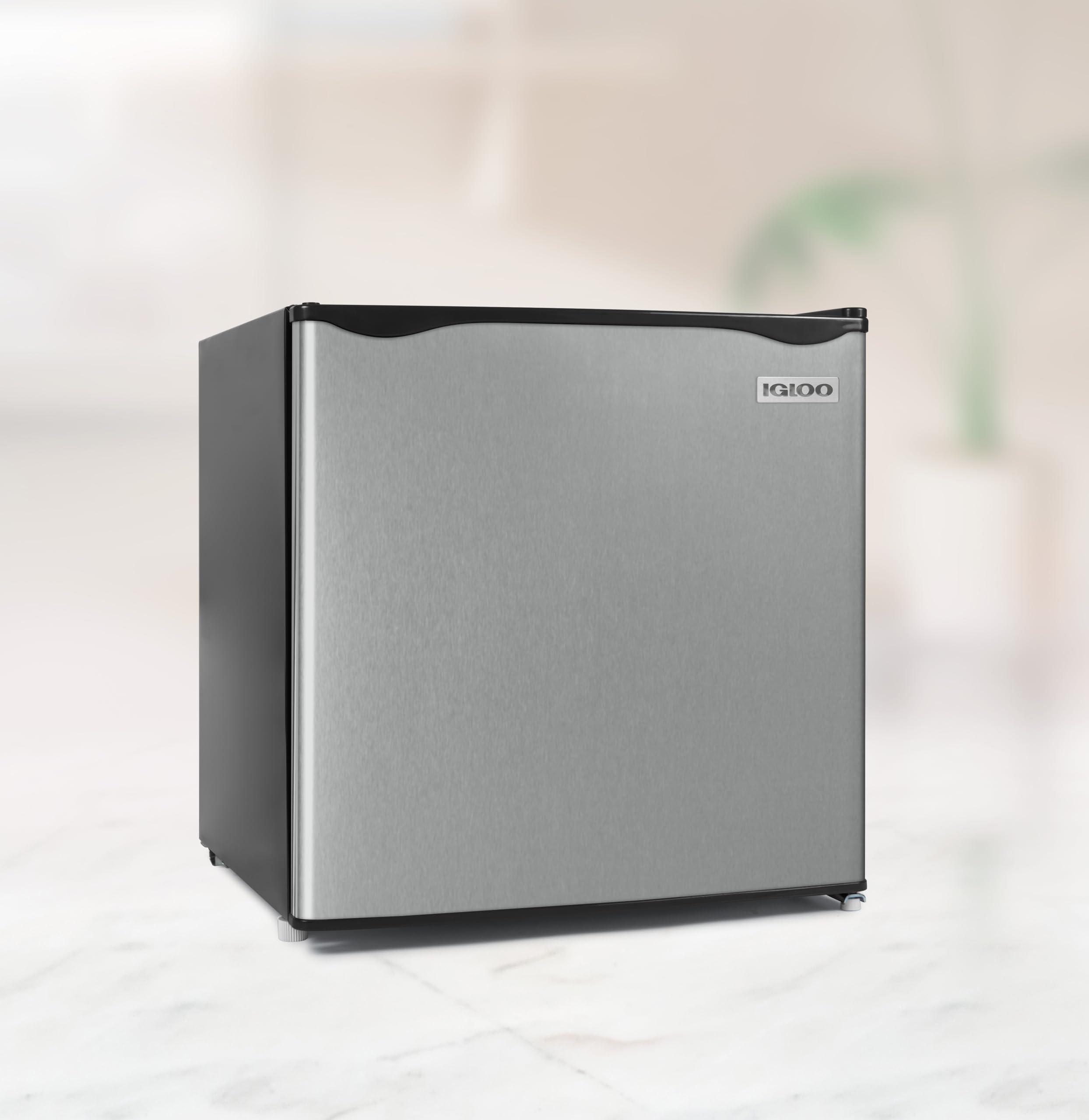 Igloo Igloo 1.6 Cu.Ft. Compact Refrigerator, Adjustable Thermostat, Glass Shelves, Includes Scraper, Ice Cube Freezer Drip Tray, Platinum